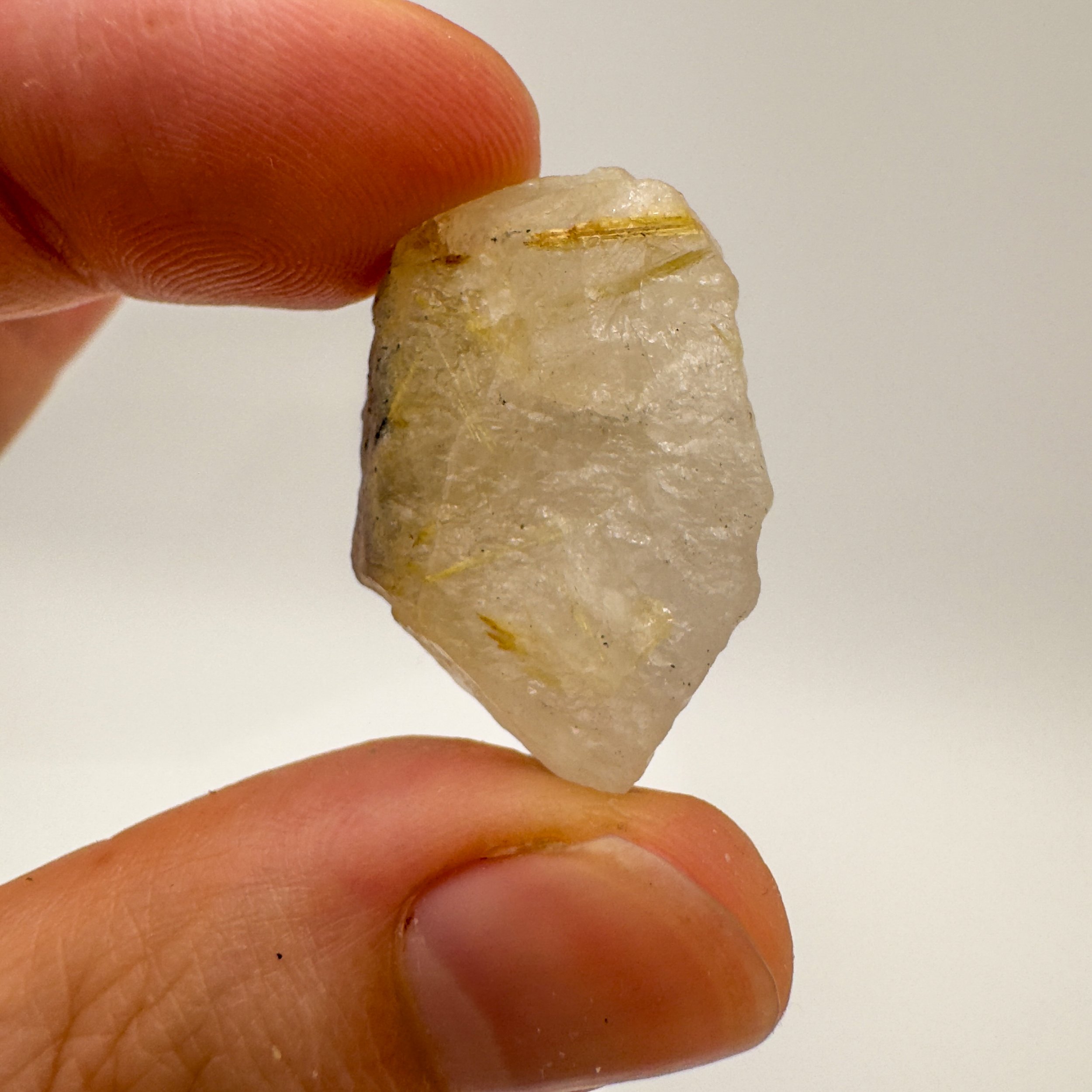 Bulk Raw Rutile Quartz Crystals5513.jpg