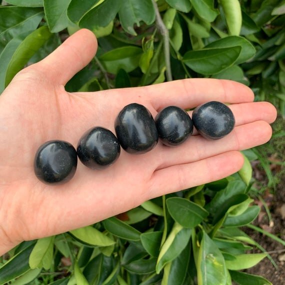 Black Onyx Hand Polished Stones (1-1.50 Inch - AA Grade - 16-32 Pieces Per Pound) Ethically Sourced from Peru - Beyond Bohemian