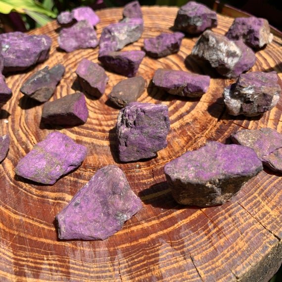 Purpurite Raw Stones (0.50-2 Inch - A Grade - 16-32 Pieces Per Pound) Ethically Sourced from Namibia - Beyond Bohemian