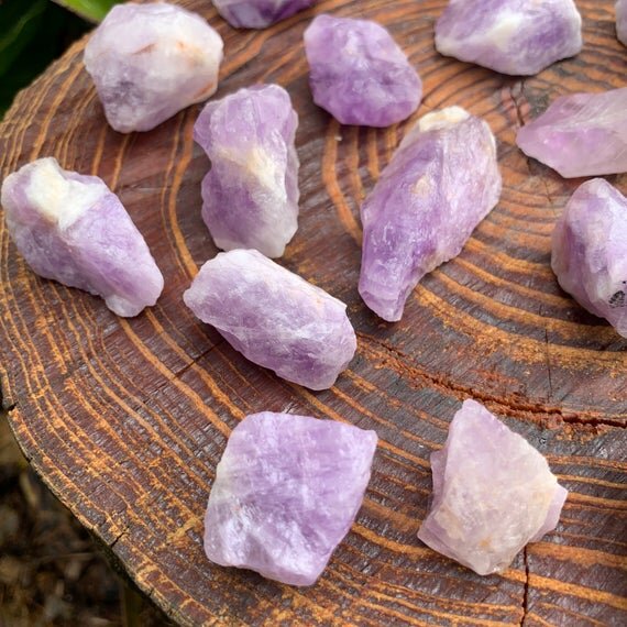 Amethyst Raw Crystals (1-2 Inch - A Grade - 12-20 Pieces Per Pound) Ethically Sourced from Madagascar - Beyond Bohemian