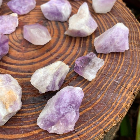 Amethyst Raw Crystals (1-2 Inch - A Grade - 12-20 Pieces Per Pound) Ethically Sourced from Madagascar - Beyond Bohemian