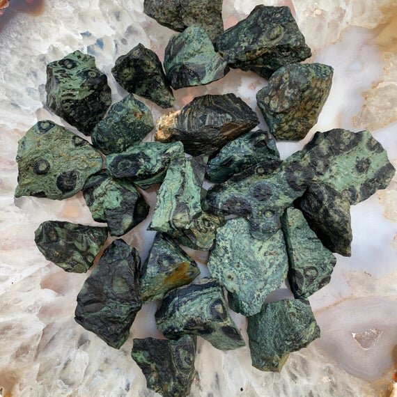 Kambaba Jasper Raw Stones (1-2 Inch - A Grade - 16-24 Pieces Per Pound) Ethically Sourced from Madagascar - Beyond Bohemian