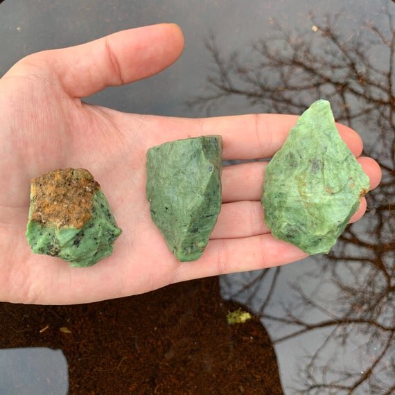 Chrysoprase Raw Stones (1-2 Inch - A Grade - 12-20 Pieces Per Pound) Ethically Sourced from Madagascar - Beyond Bohemian