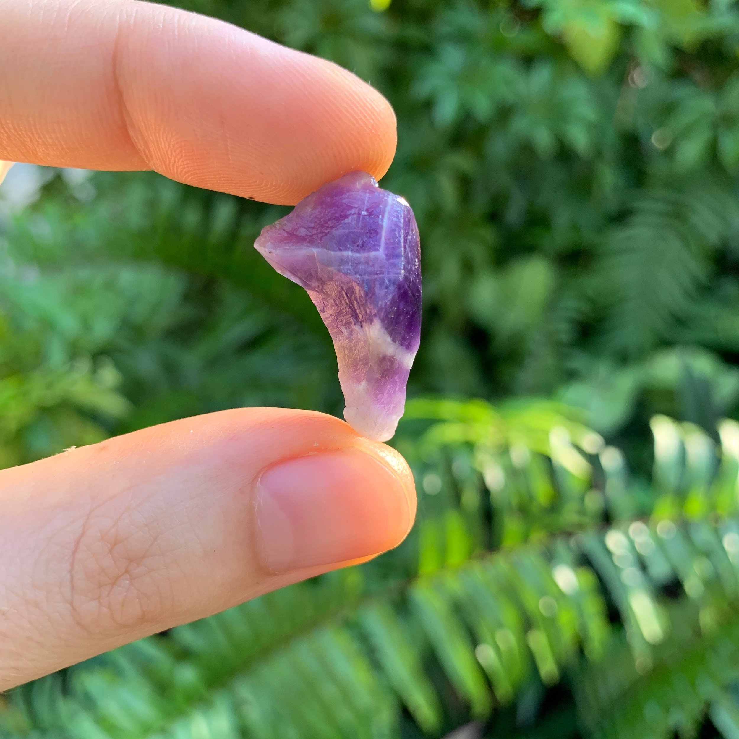Chevron Amethyst Raw Crystals (0.50-1.50 Inch - AA Grade - 32-64 Pieces Per Pound) Ethically Sourced from Zambia - Beyond Bohemian