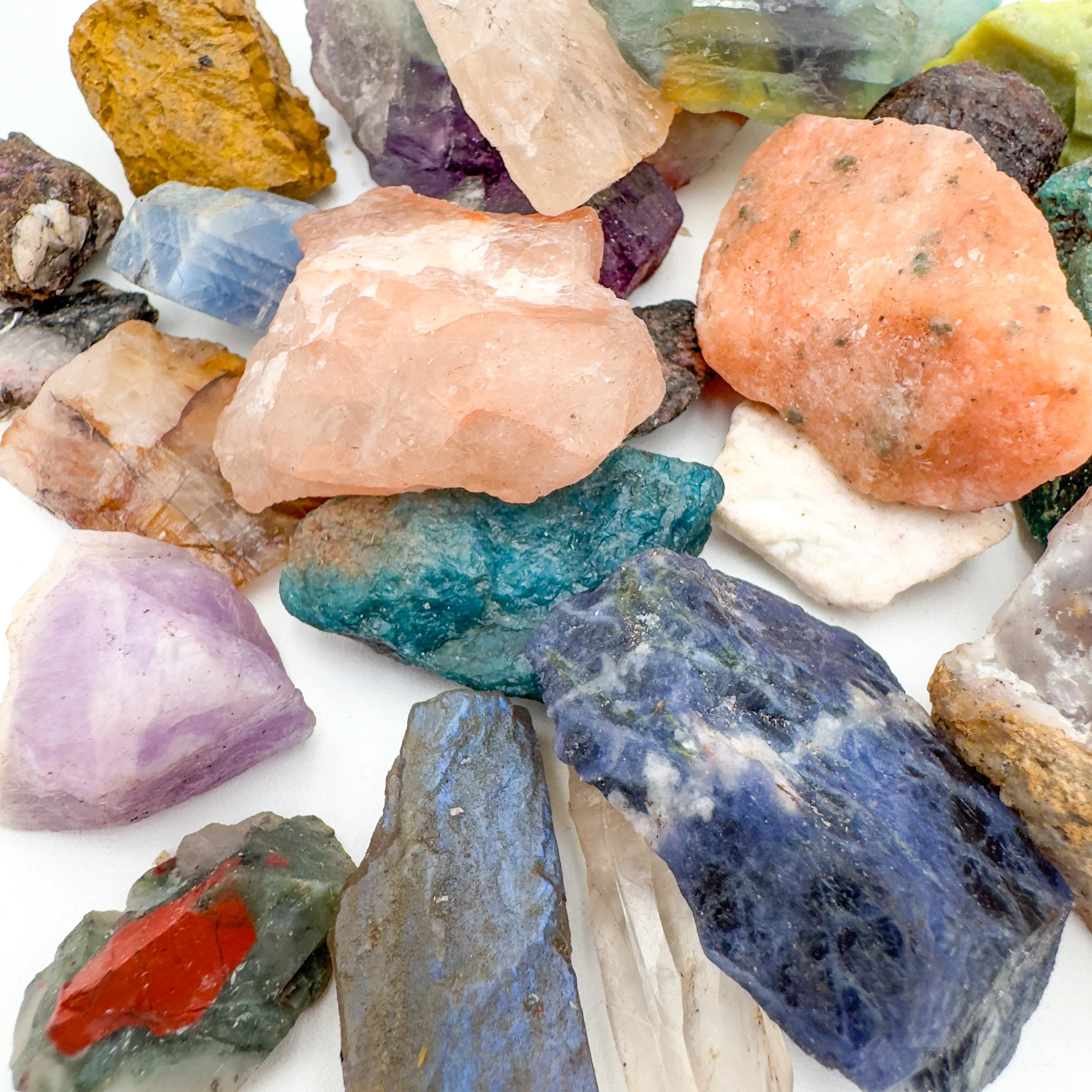 Bulk Mixed Raw Gemstone Crystals 7660-2.jpg