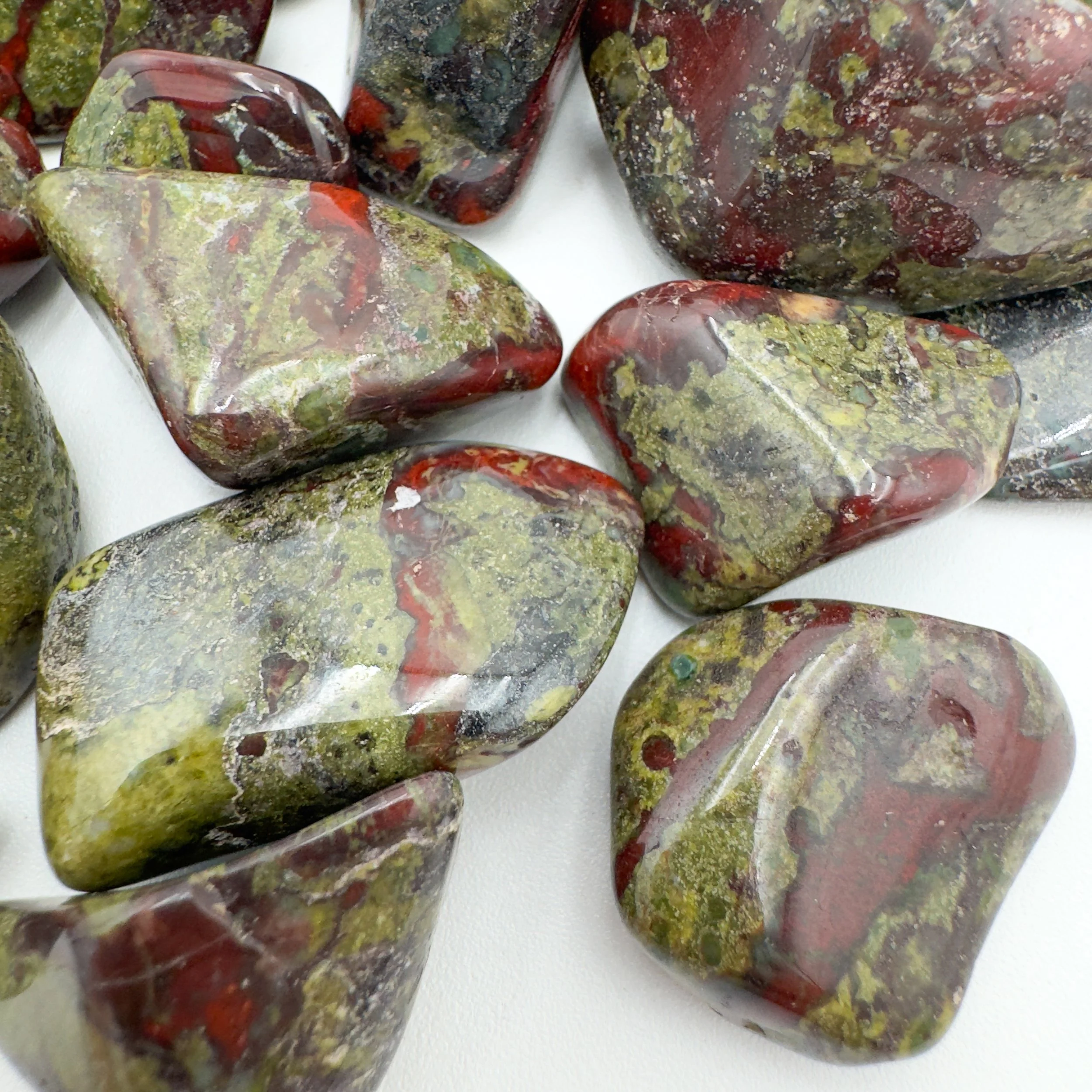 Wholesale Dragon Bloodstone Tumbled Stones 7903.jpg