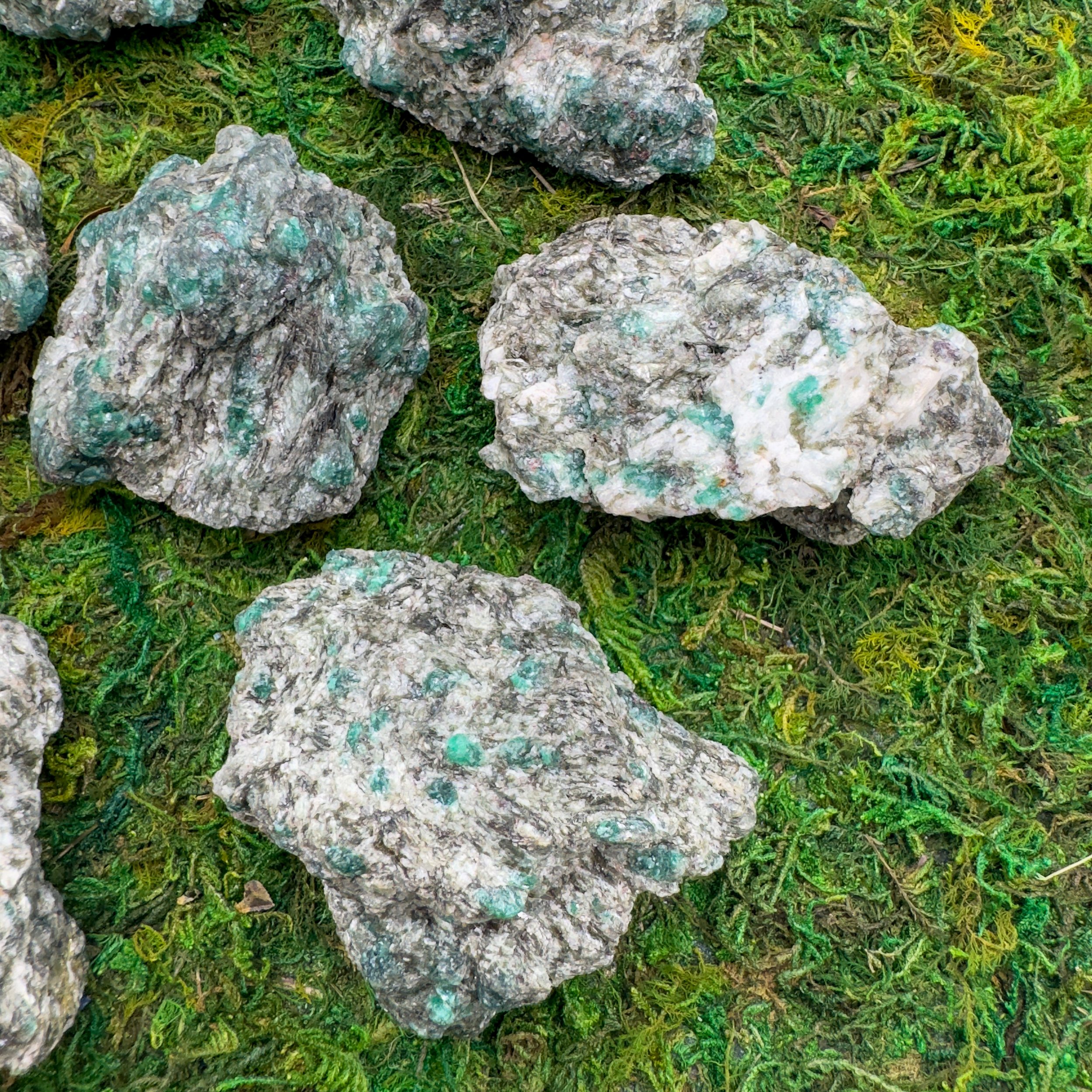 Raw and Tumbled Crystals Bulk2758.jpg