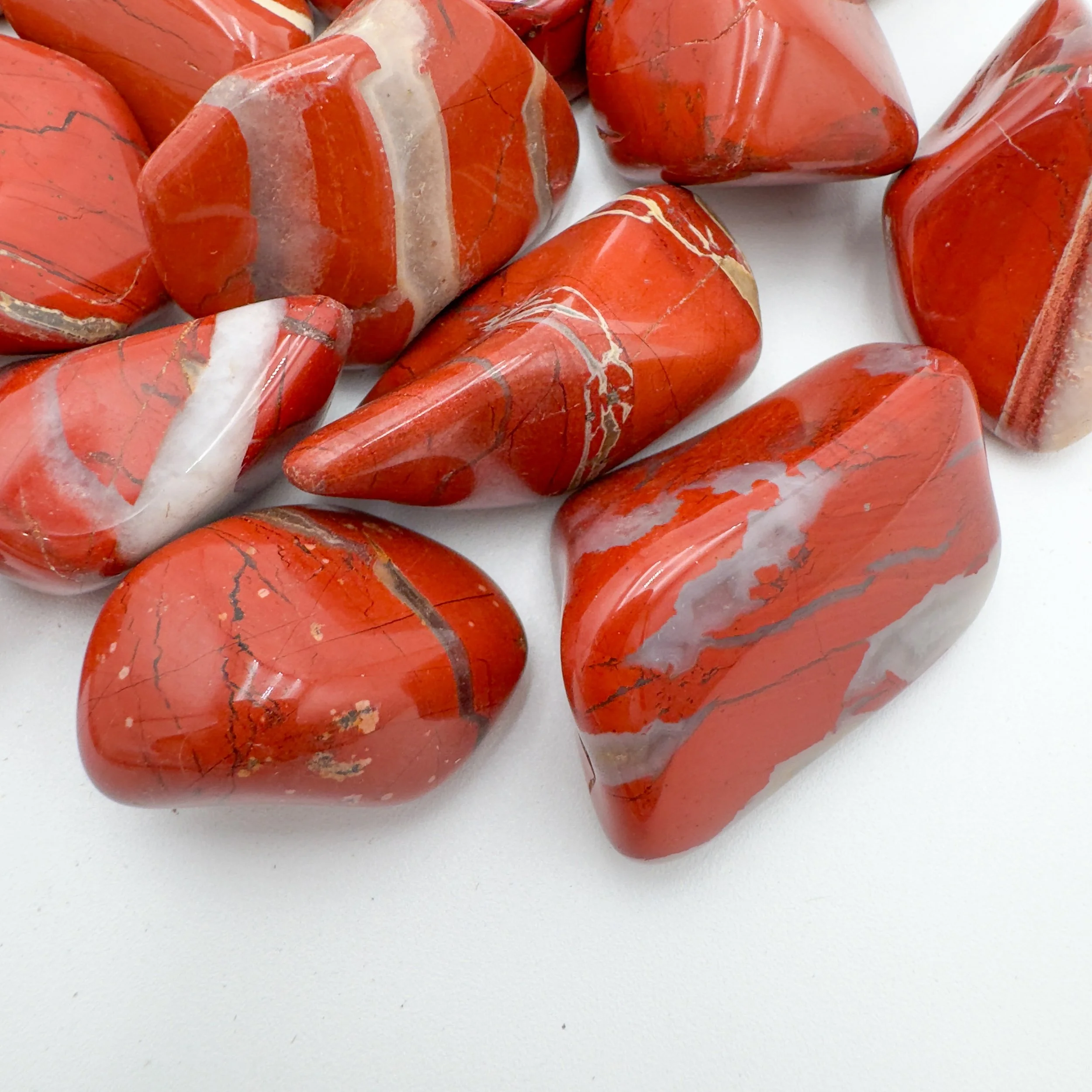 Wholesale Red Jasper Tumbled Stones 7939.jpg
