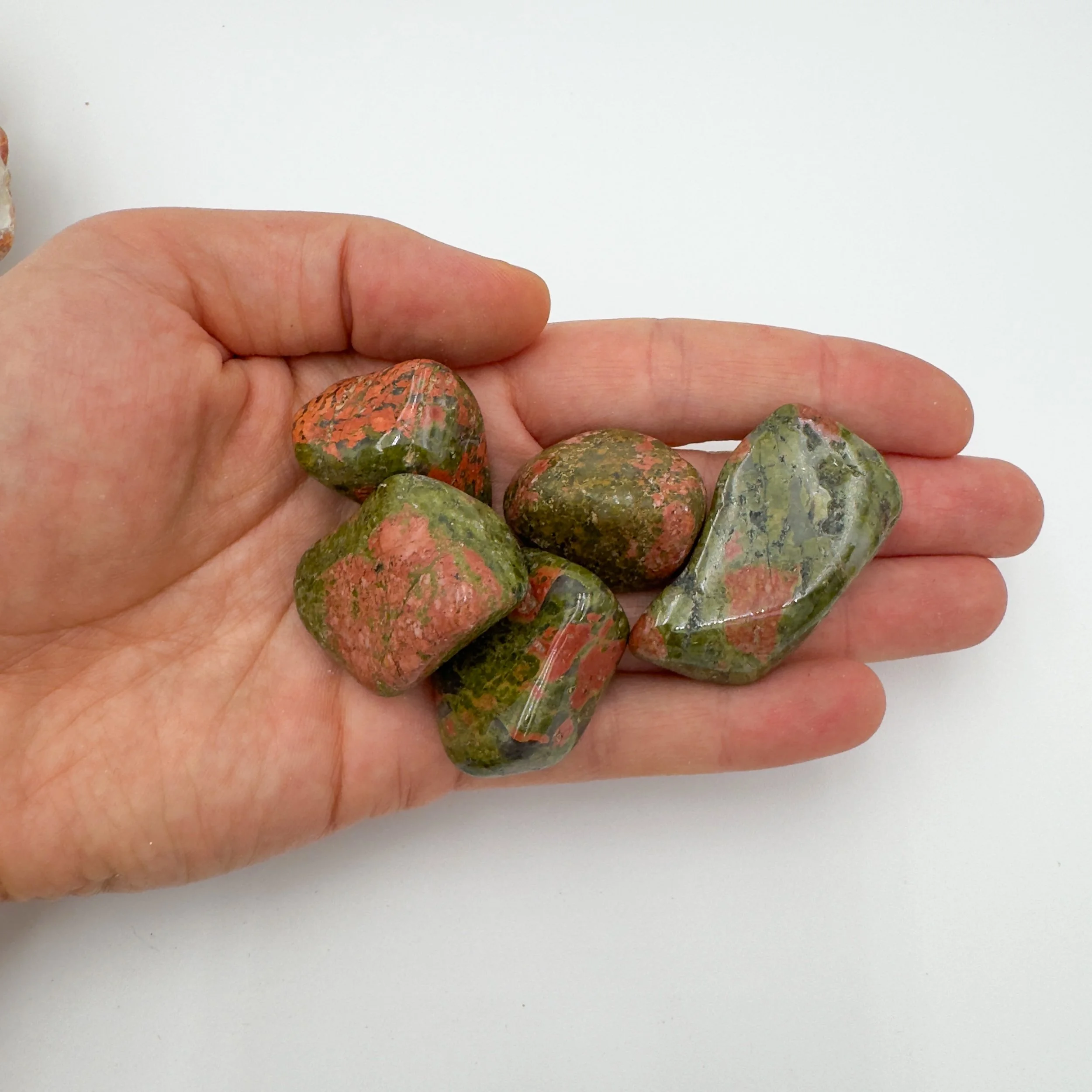 Wholesale Unakite Tumbled Stones 7851.jpg