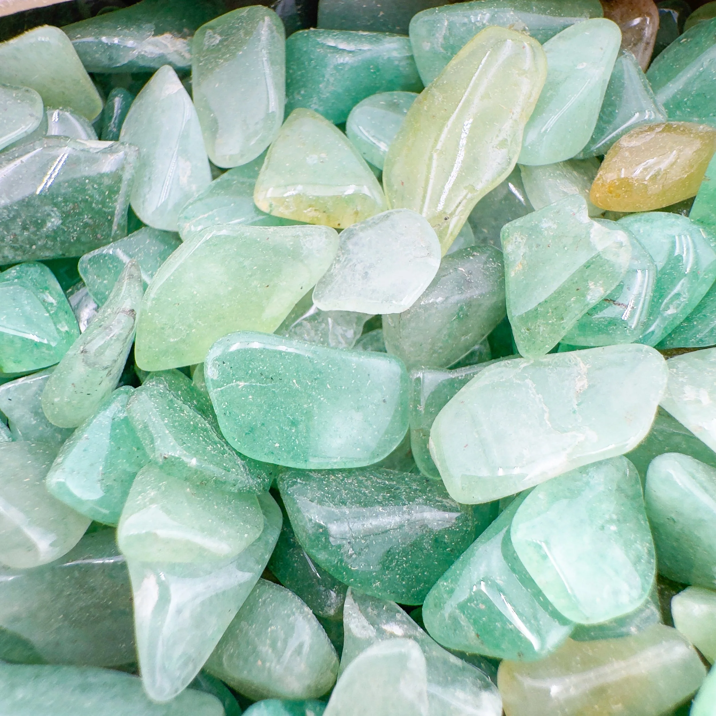Bulk Tumbled Gemstone Crystal Chips 7652.jpg
