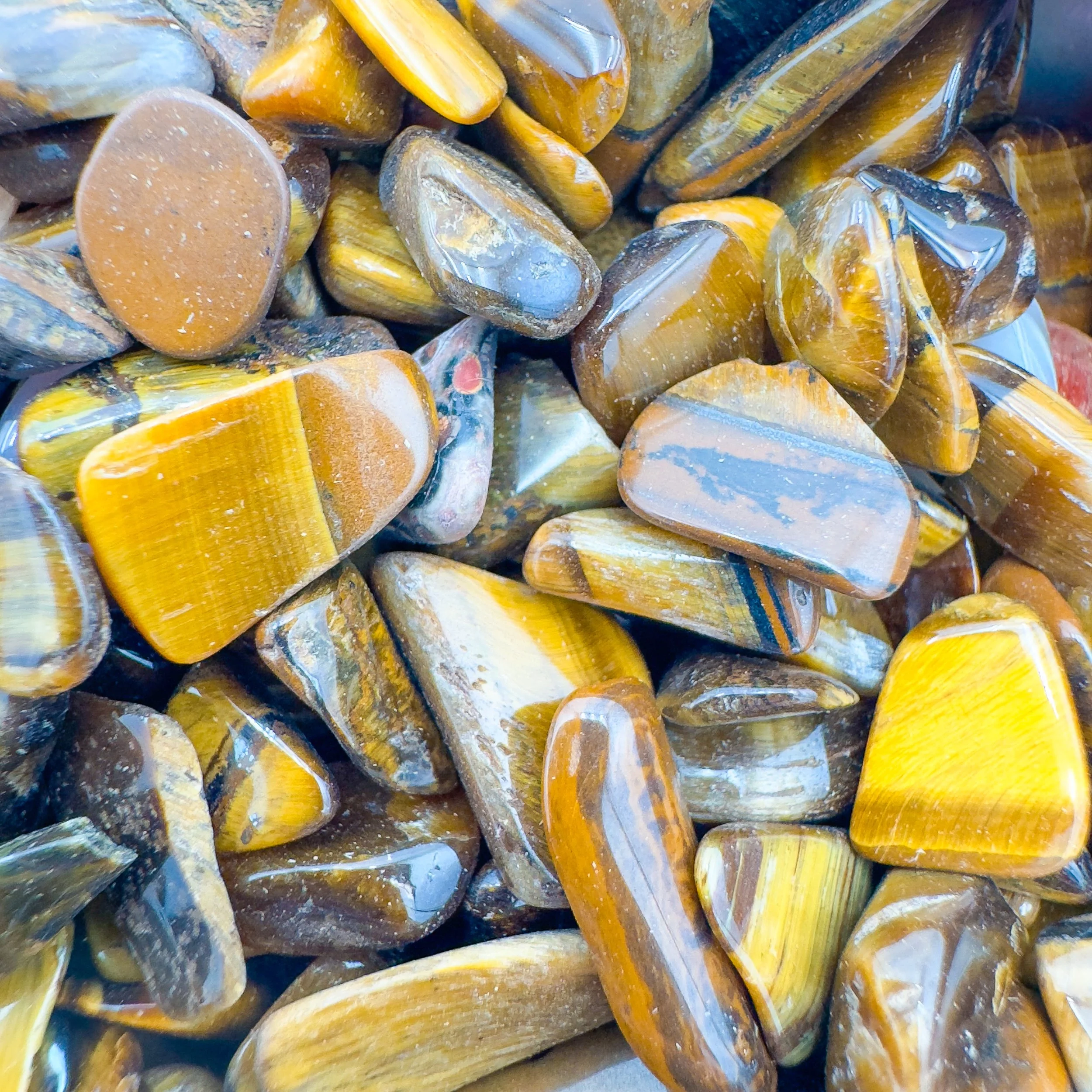 Bulk Tumbled Gemstone Crystal Chips 7647.jpg