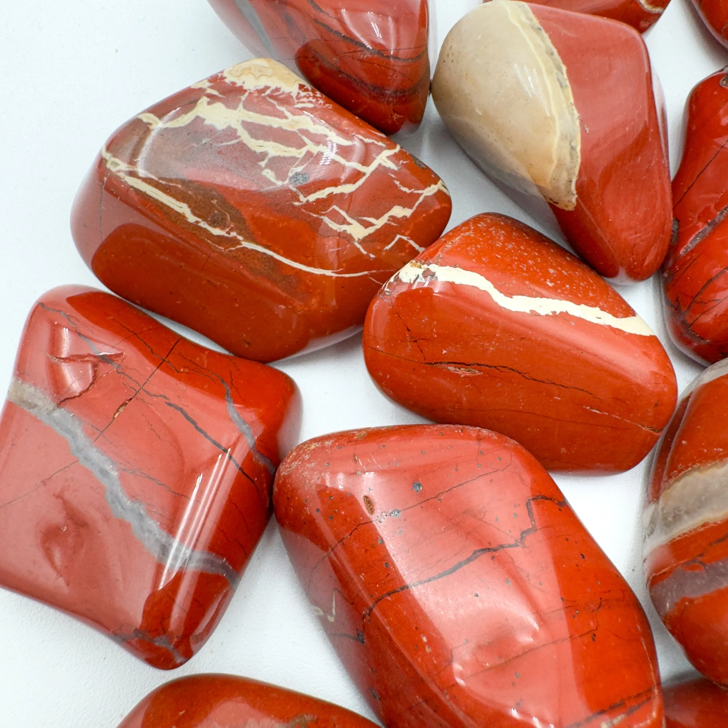 Wholesale Red Jasper Tumbled Stones 7941.jpg
