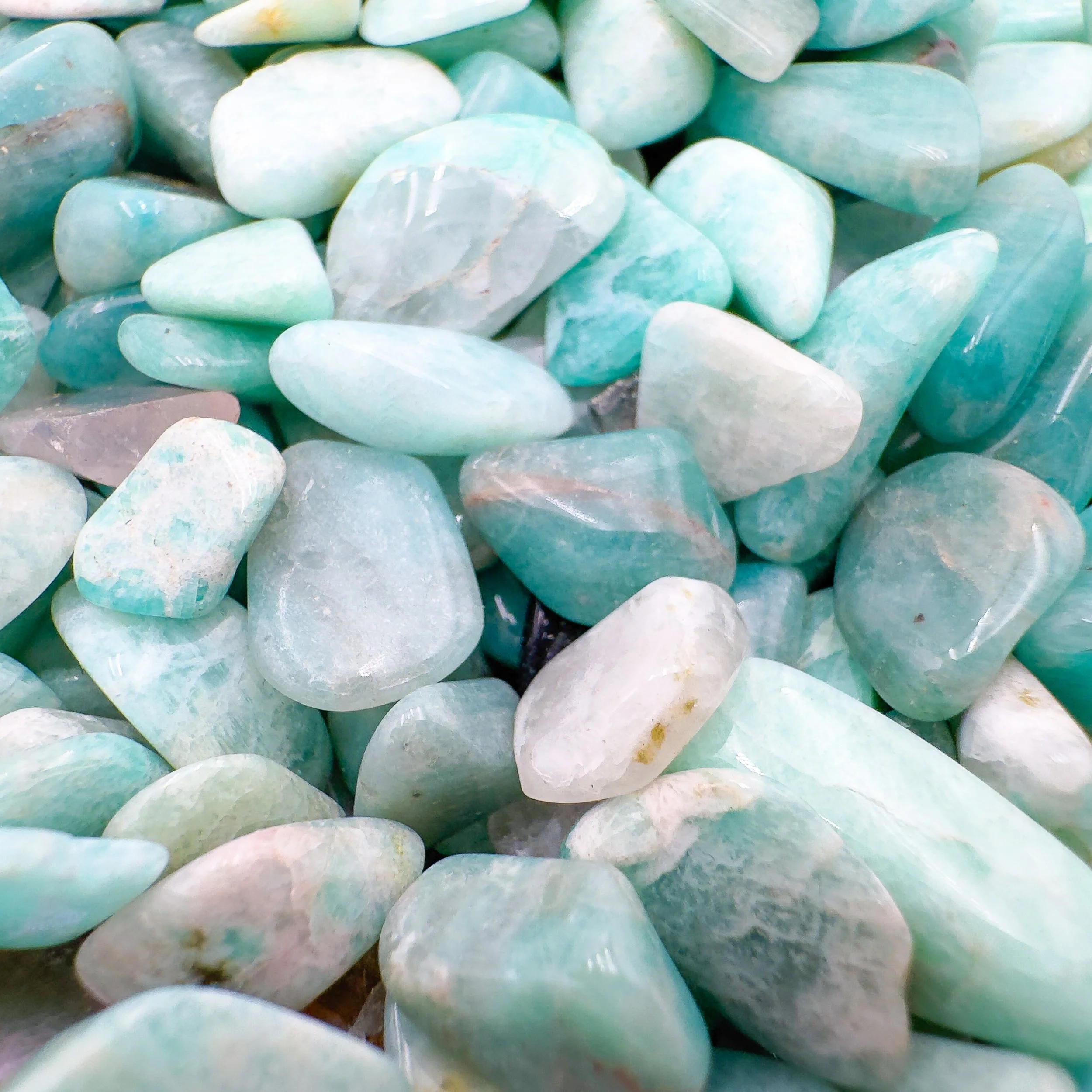 Bulk Tumbled Gemstone Crystal Chips 7614.jpg