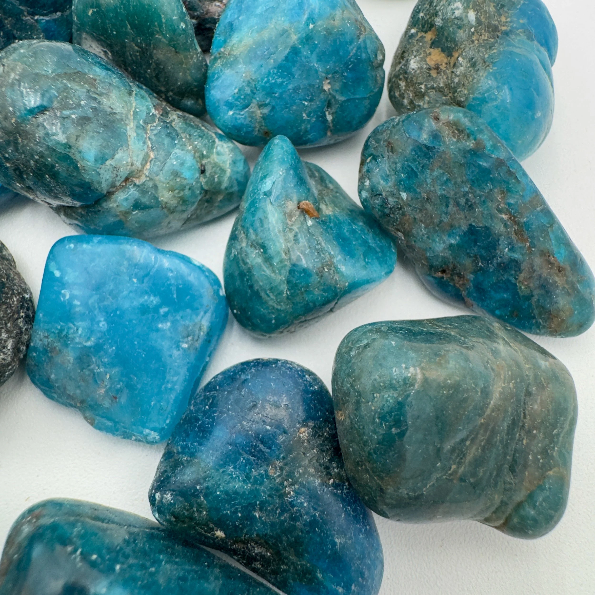 Wholesale Bulk Tumbled Stones 7688.jpg