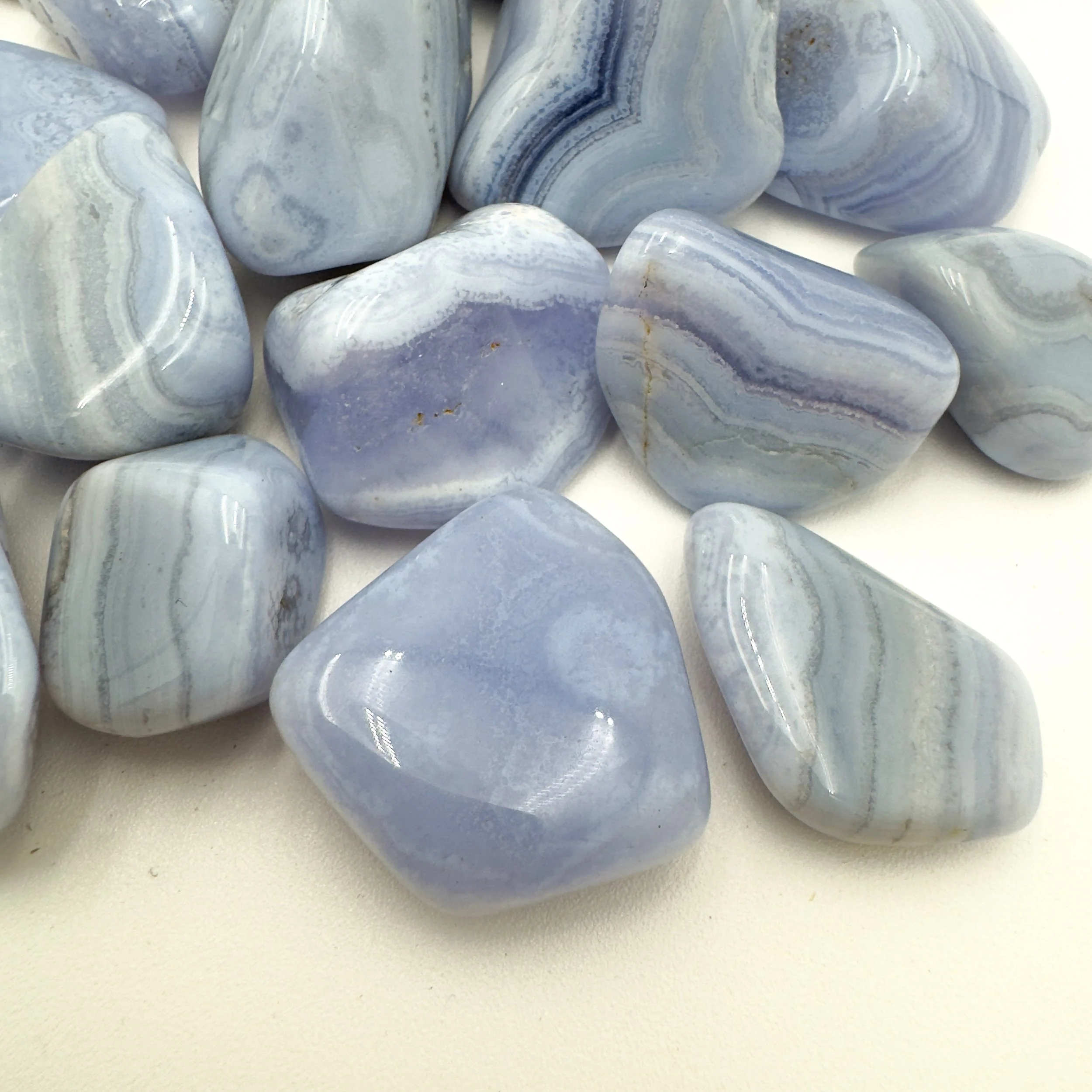 Wholesale Blue Lace Agate Tumbled Stones 7860.jpg