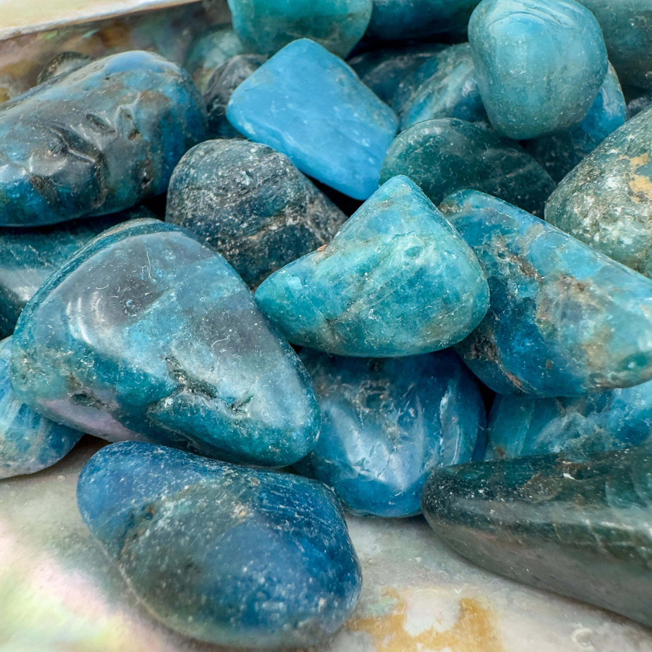 Wholesale Bulk Tumbled Stones 7683.jpg
