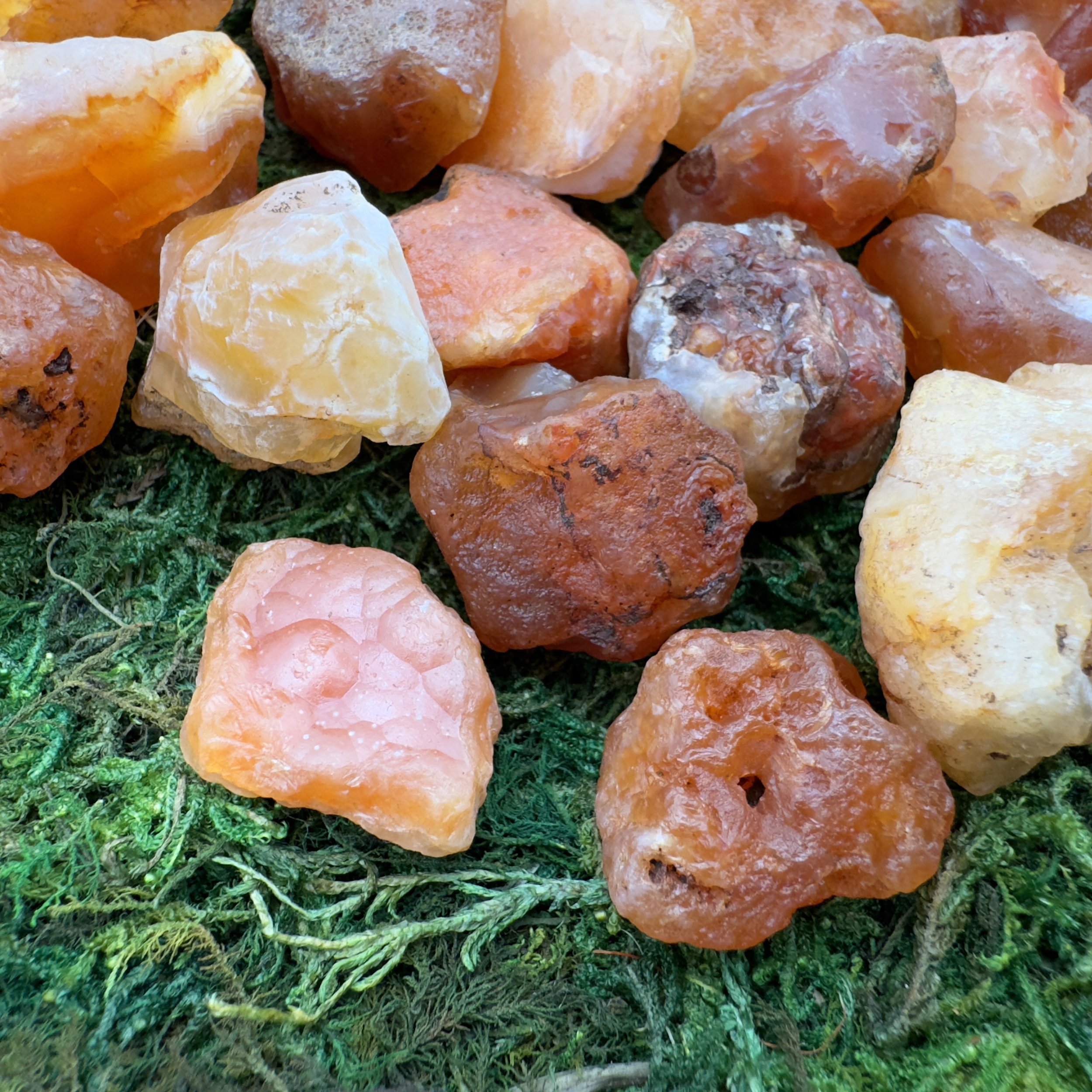 Carnelian Raw Stones (0.50-1.50 Inch - A Grade - 24-40 Pieces Per Pound) Ethically Sourced from Malawi - Beyond Bohemian