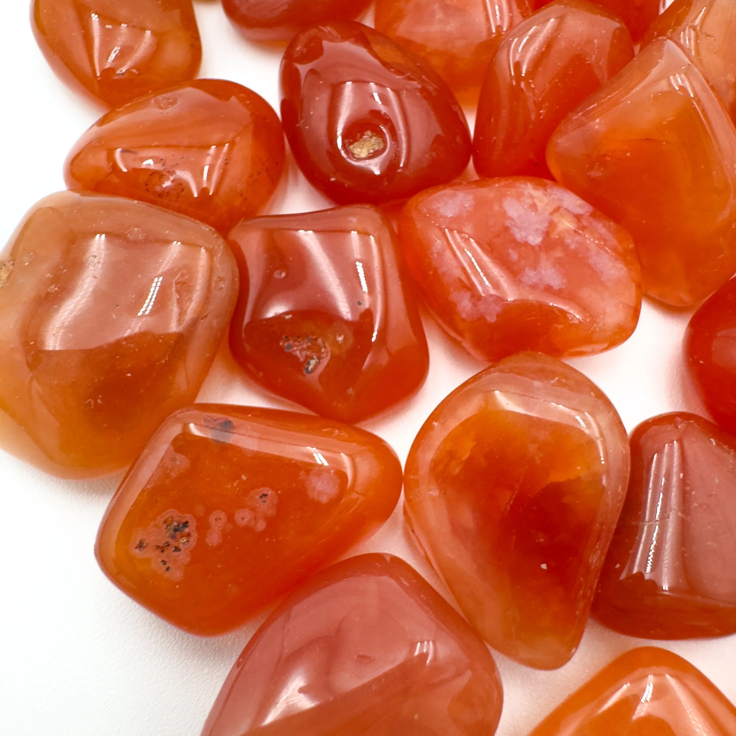 Wholesale Carnelian Tumbled Stones 7917.jpg