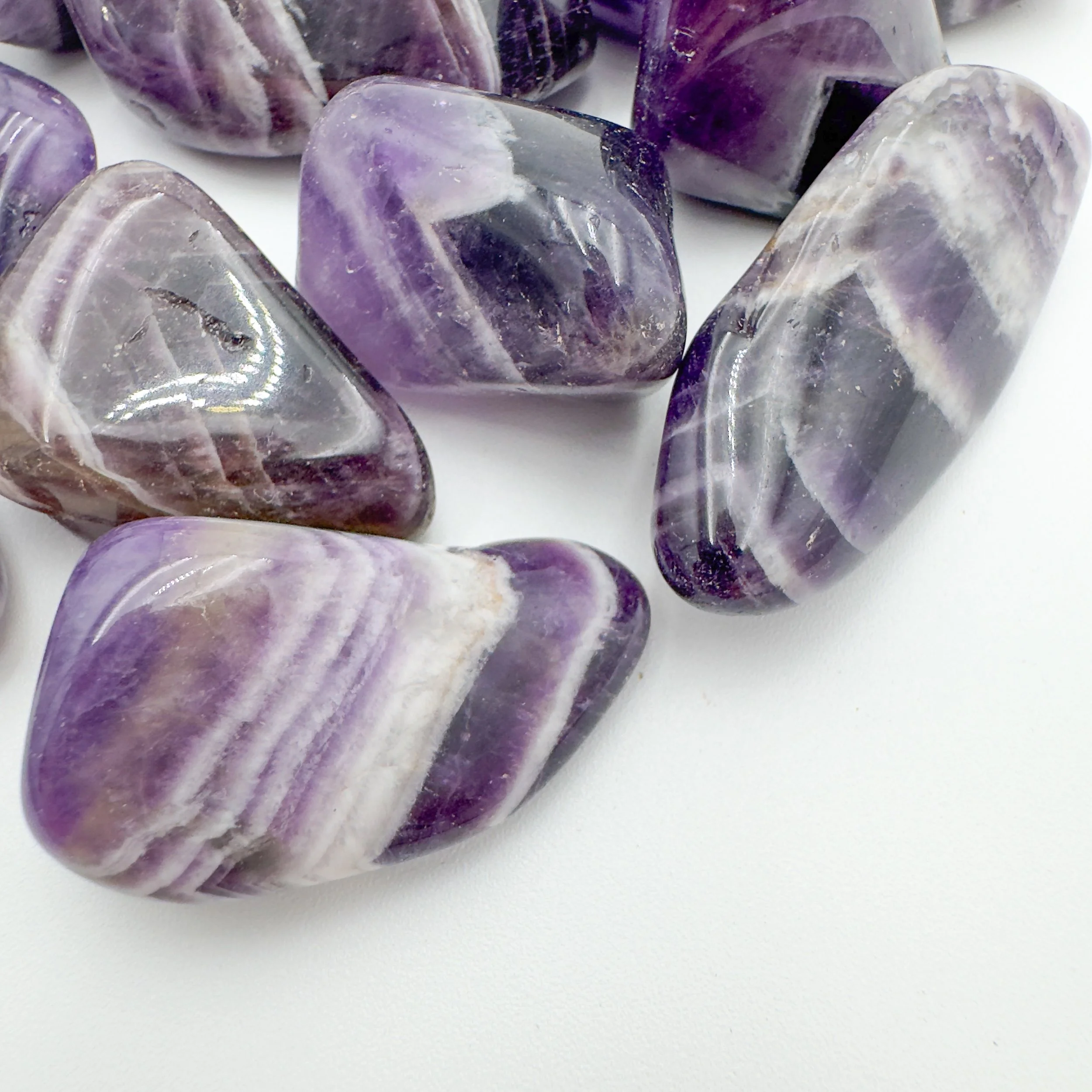 Wholesale Chevron Amethyst Tumbled Stones 7995.jpg