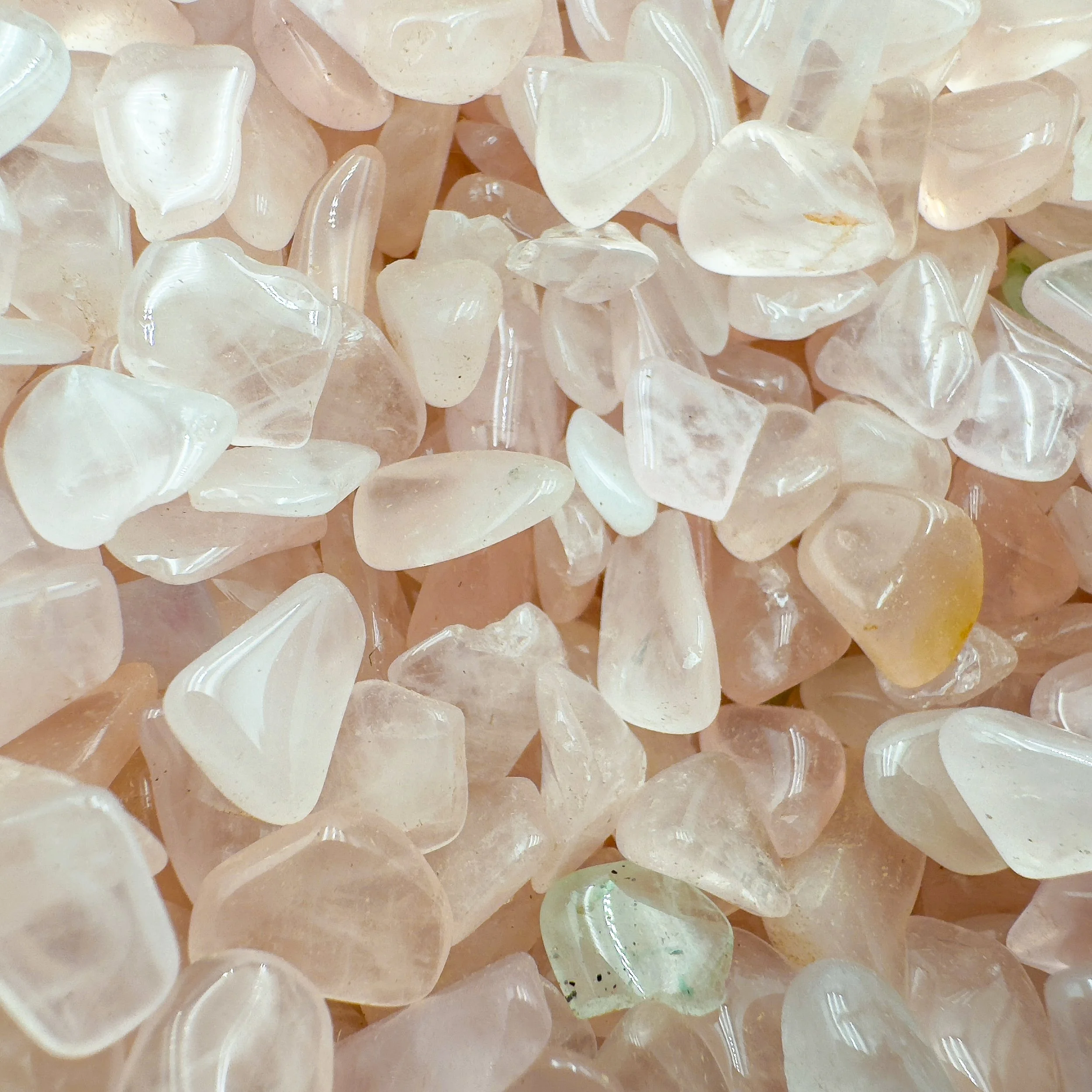 Bulk Tumbled Gemstone Crystal Chips 7591.jpg