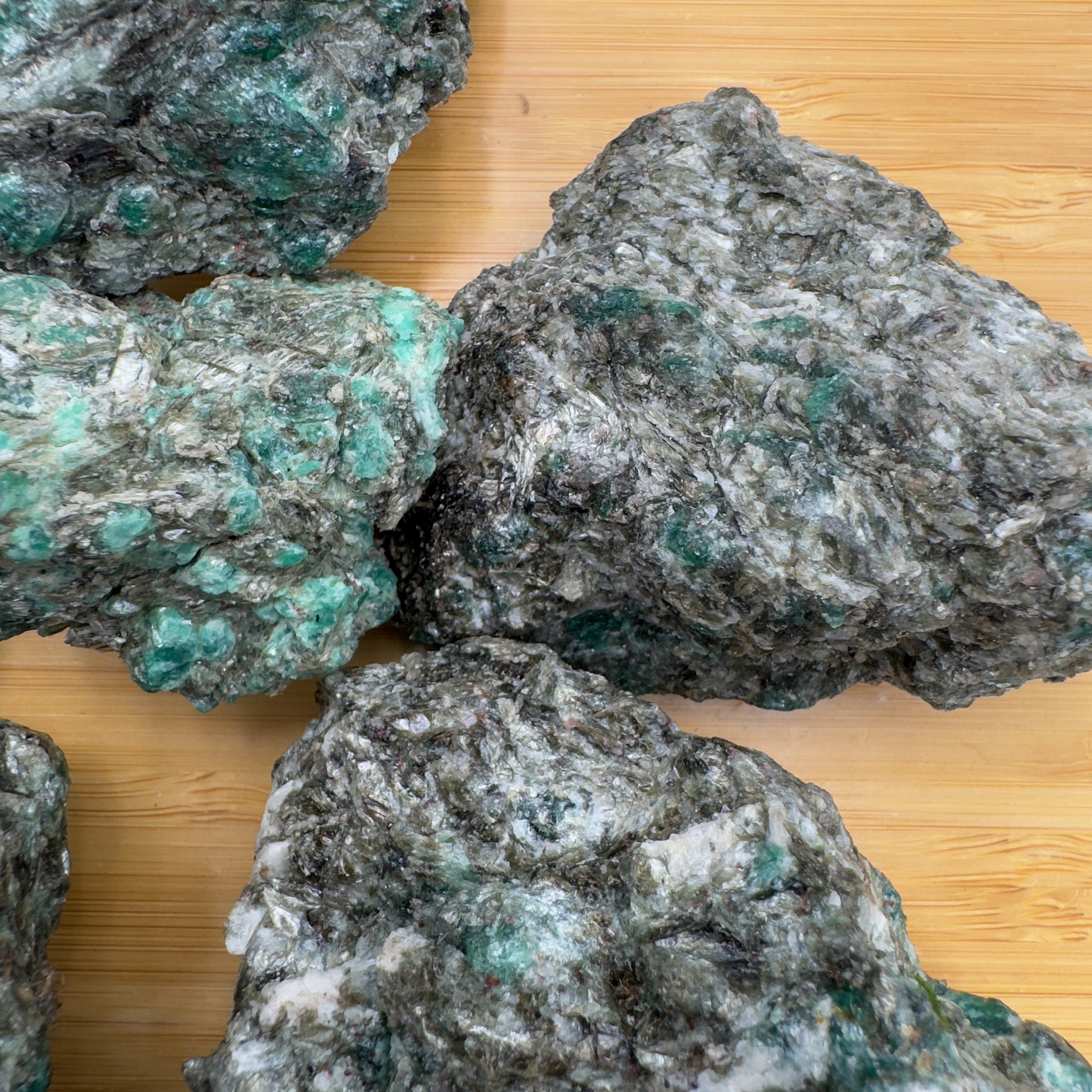 Raw and Tumbled Crystals Bulk2751.jpg