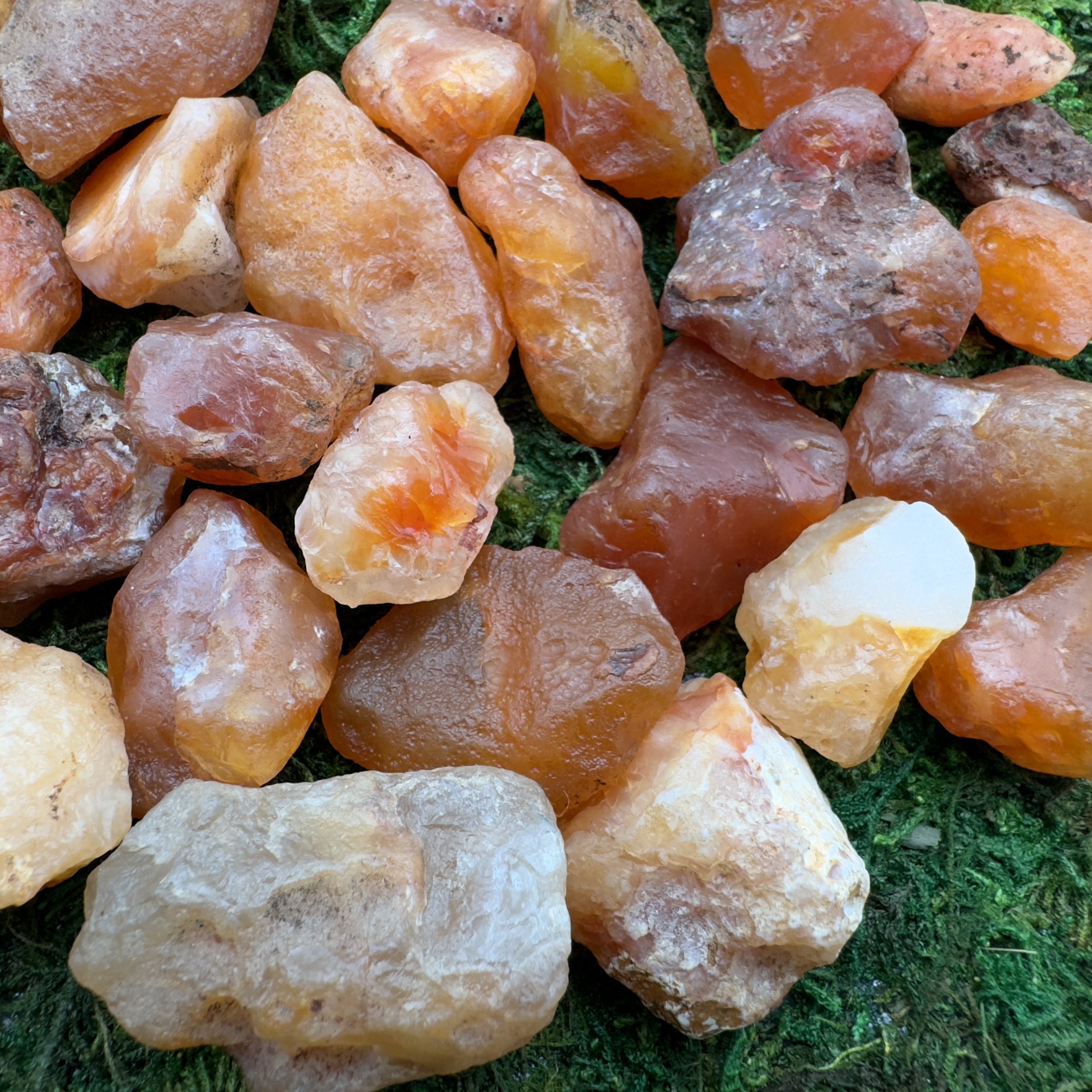 Carnelian Raw Stones (0.50-1.50 Inch - A Grade - 24-40 Pieces Per Pound) Ethically Sourced from Malawi - Beyond Bohemian