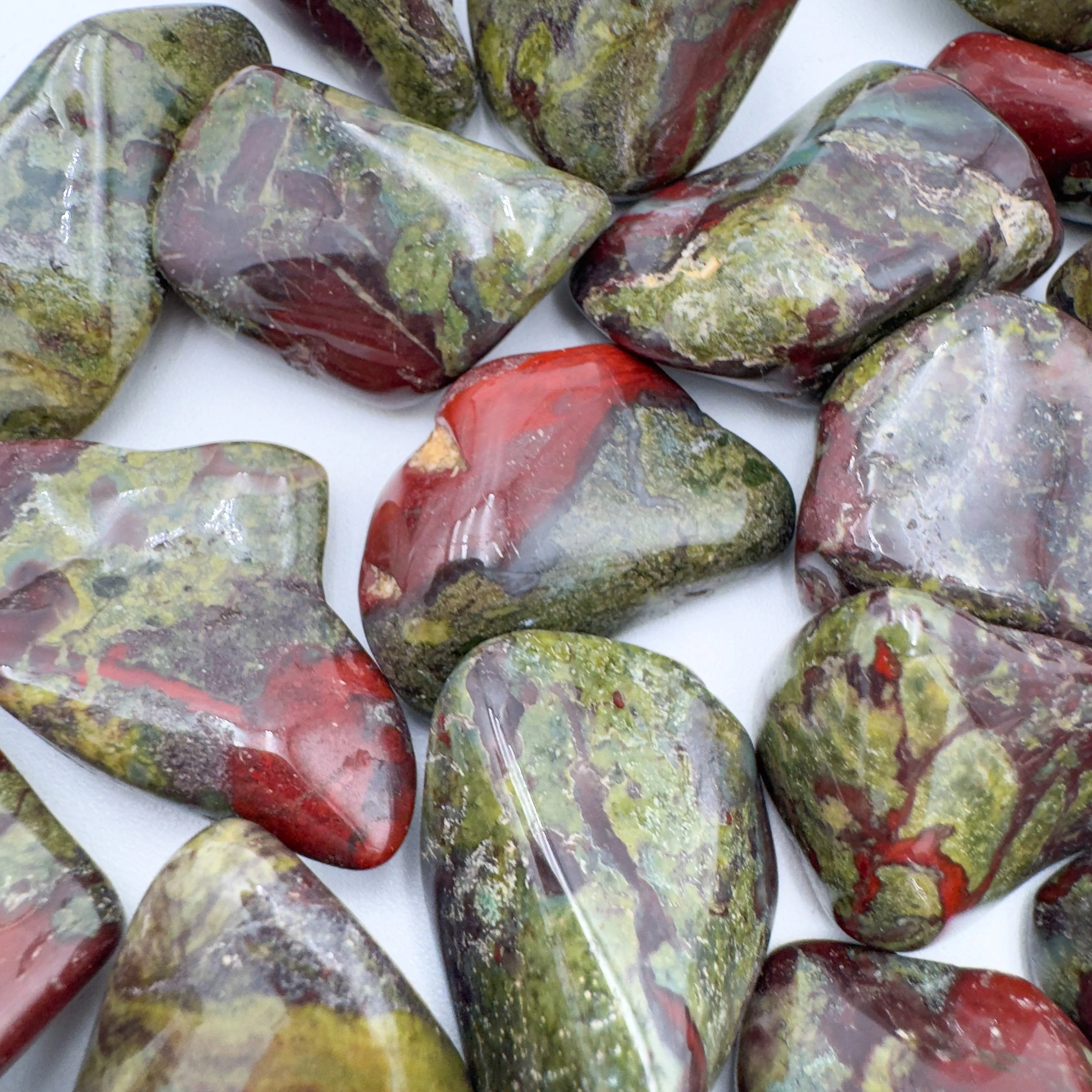 Wholesale Dragon Bloodstone Tumbled Stones 7904.jpg