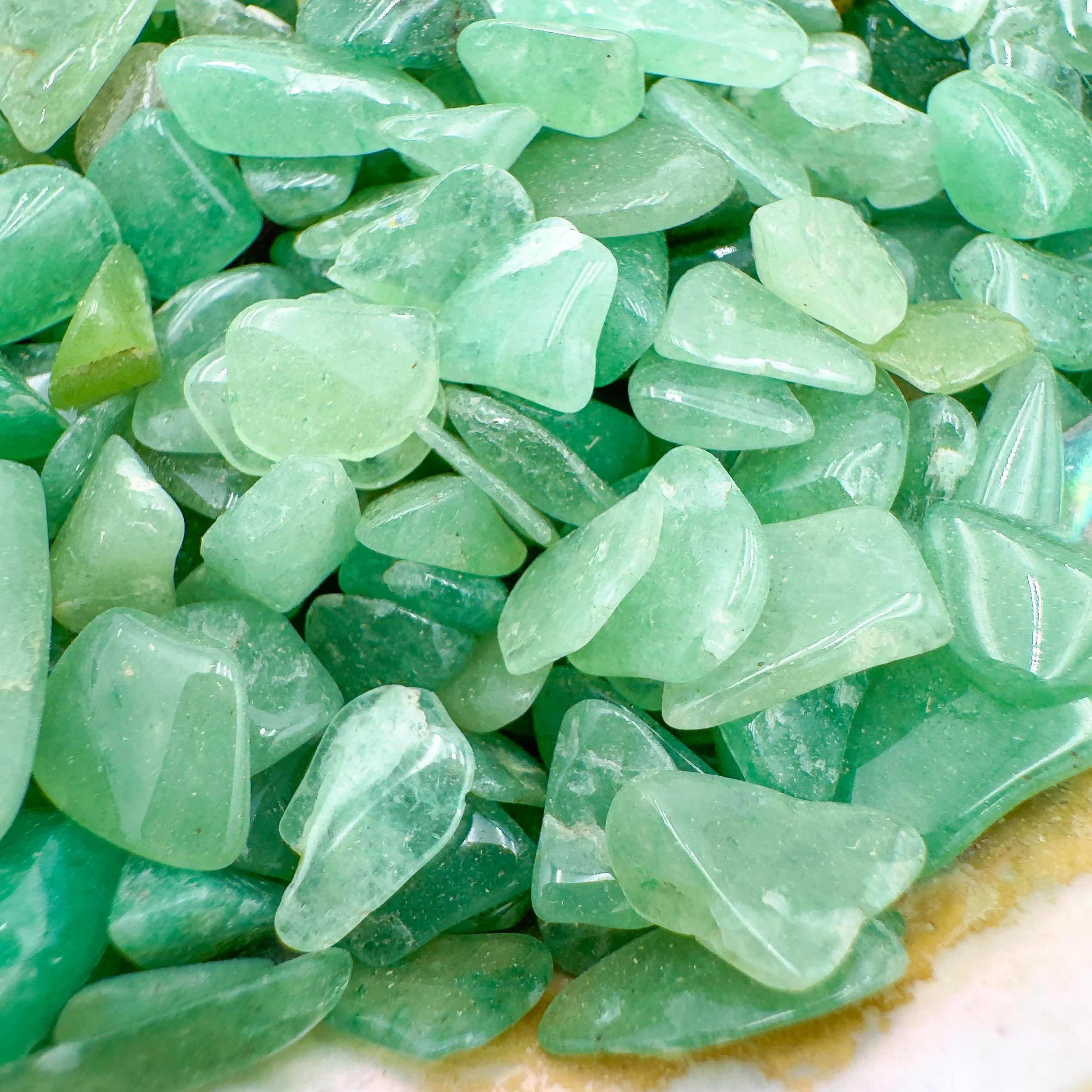 Bulk Tumbled Gemstone Crystal Chips 7651.jpg