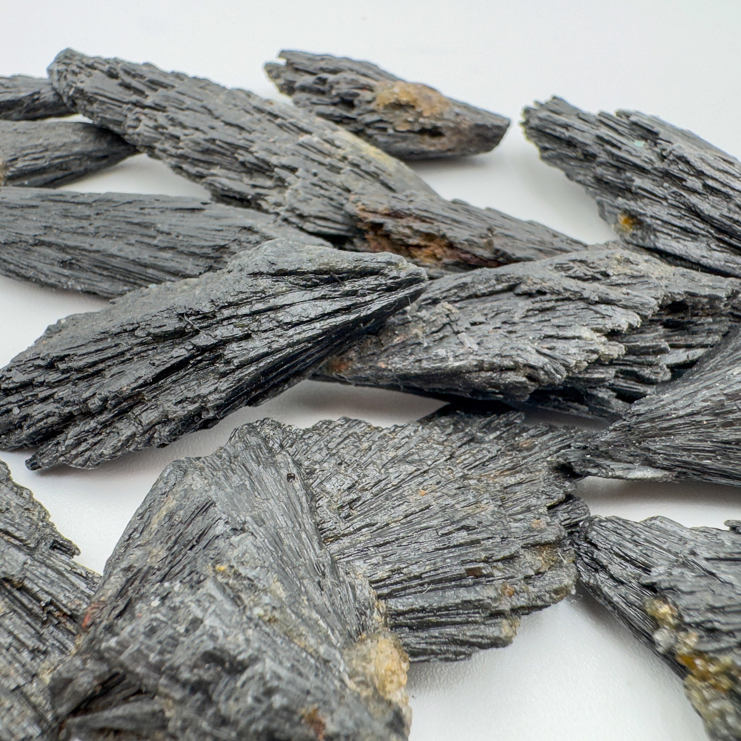 Bulk Raw Crystals - Wholesale5119.jpg
