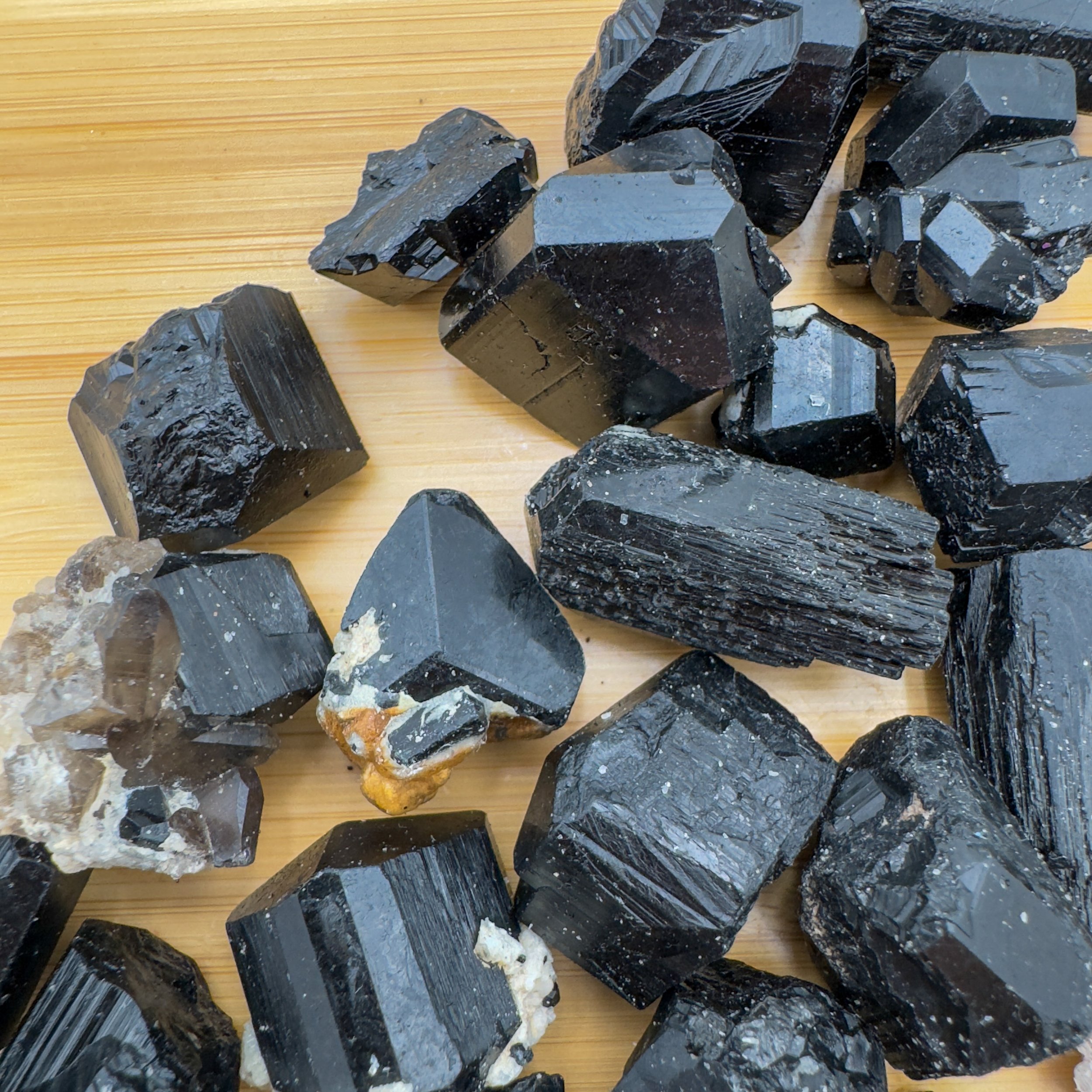 Black Tourmaline Raw Crystals (0.50-1.25 Inch - AA Grade - 24-40 Pieces Per Pound) Ethically Sourced from Namibia - Beyond Bohemian