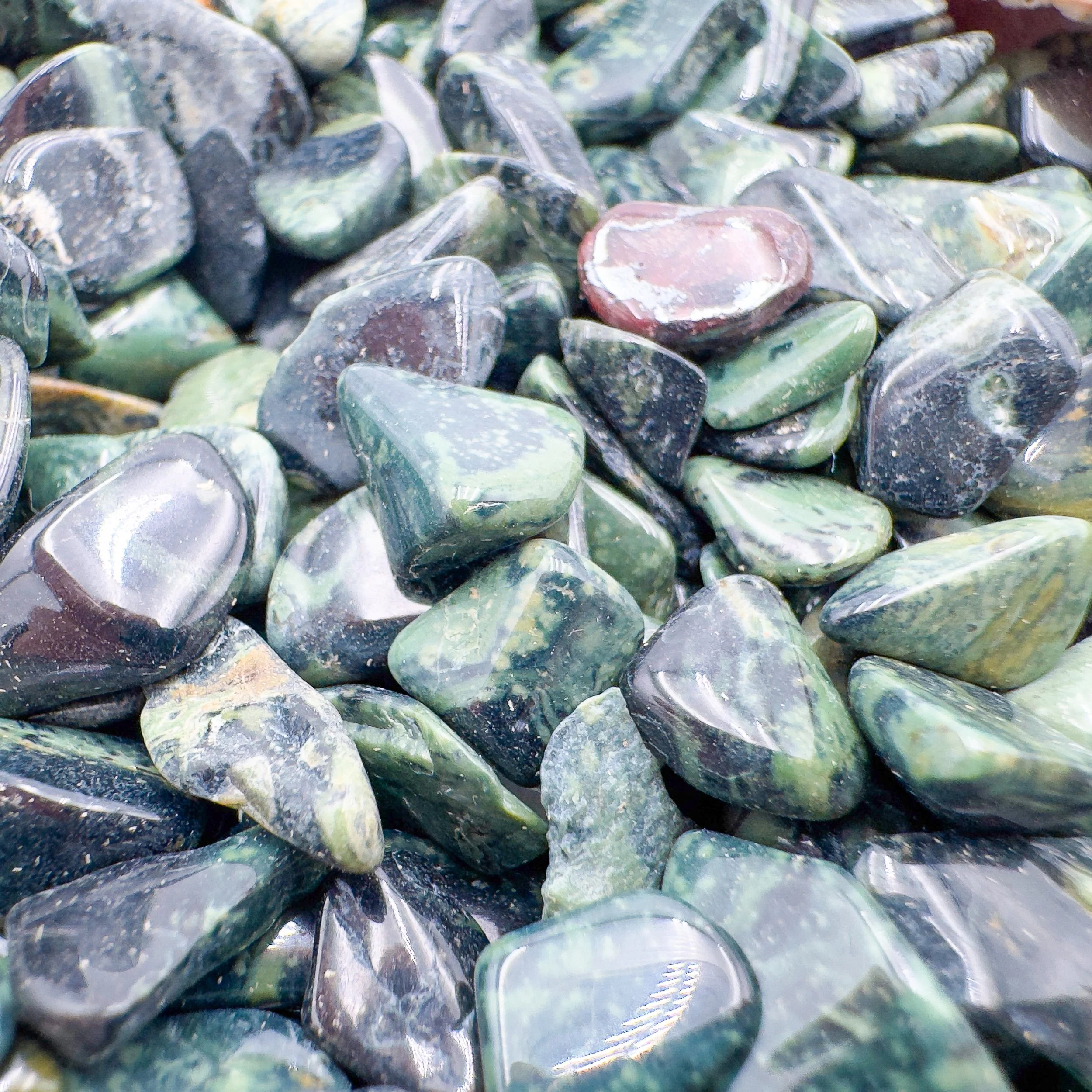 Bulk Tumbled Gemstone Crystal Chips 7595.jpg