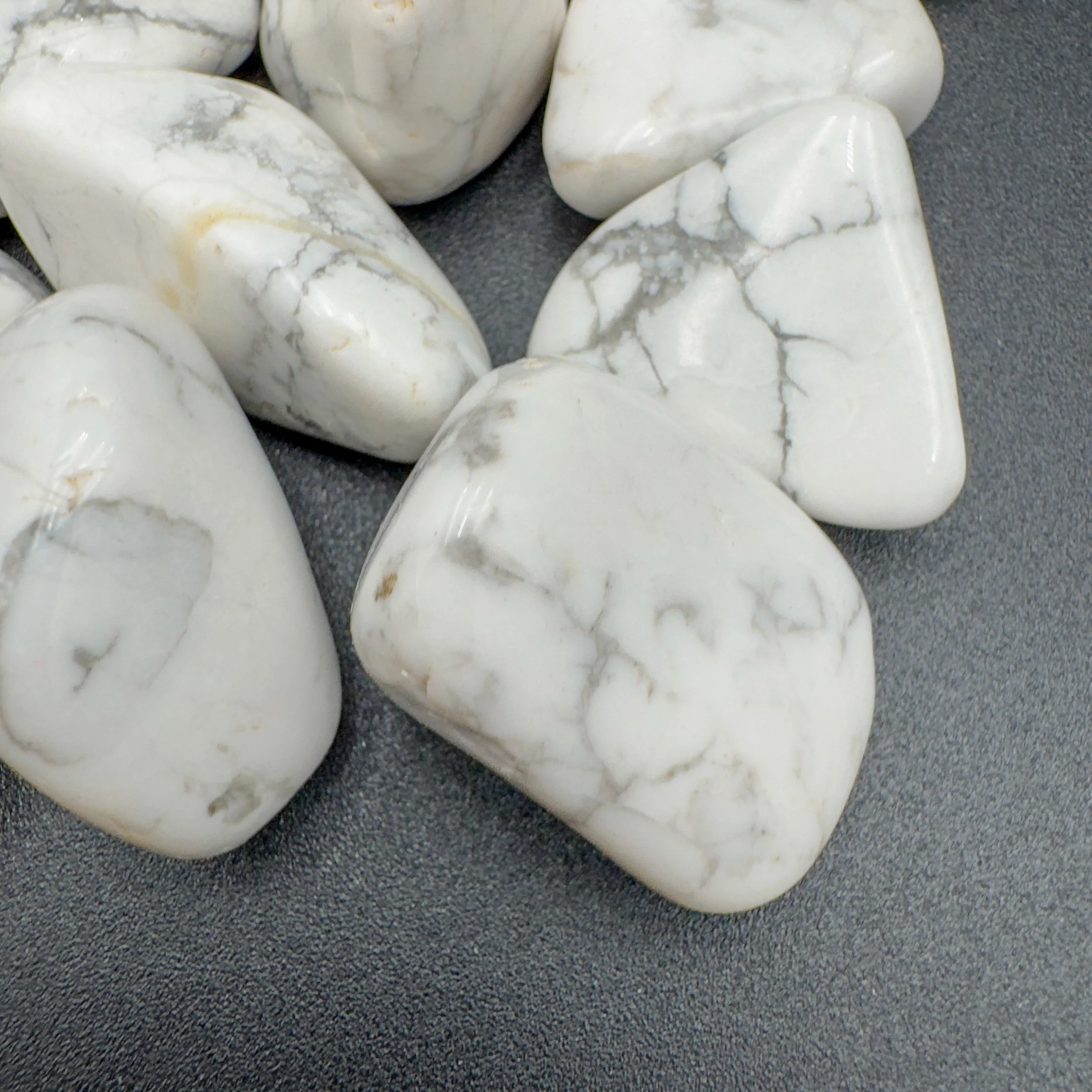 Wholesale Bulk Tumbled Stones 7875.jpg
