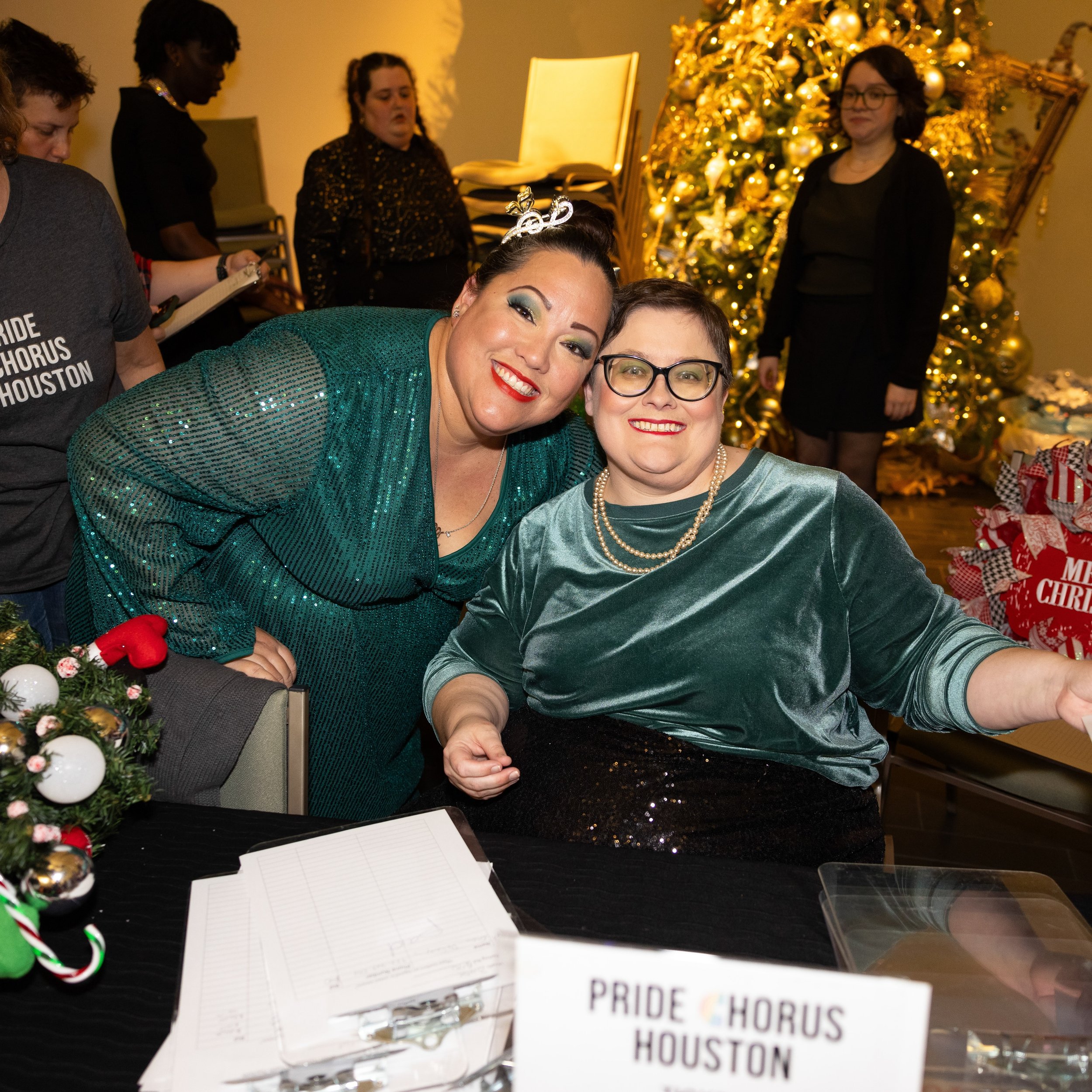 Happy birthday to Nadine! Nadine (left) is our Outreach Chair and every year organizes an amazing silent auction of homemade wreaths for the chorus. Help us wish her an amazing day!

#pridechorus #pridechorushouston #pridechorushtx⁠ #pride #pridemont