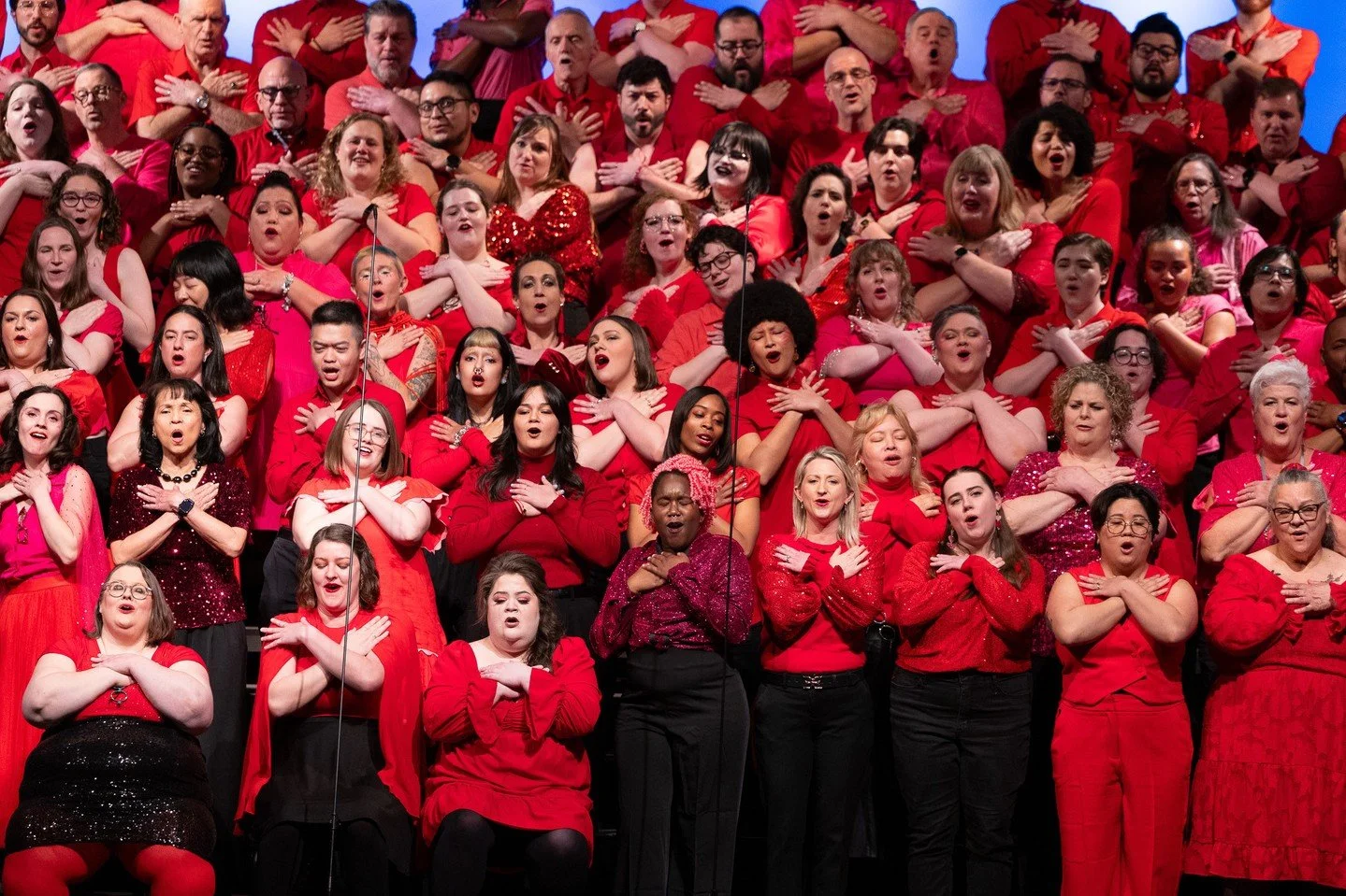We are still tingling from the Queer Meets Queer concert! Thanks to everyone who joined us for a super fun night. We are looking forward to the next one with you! ❤️🩷⁠
Check out the full album on our facebook! Link in bio.⁠
⁠
⁠
#pridechorus #pridech