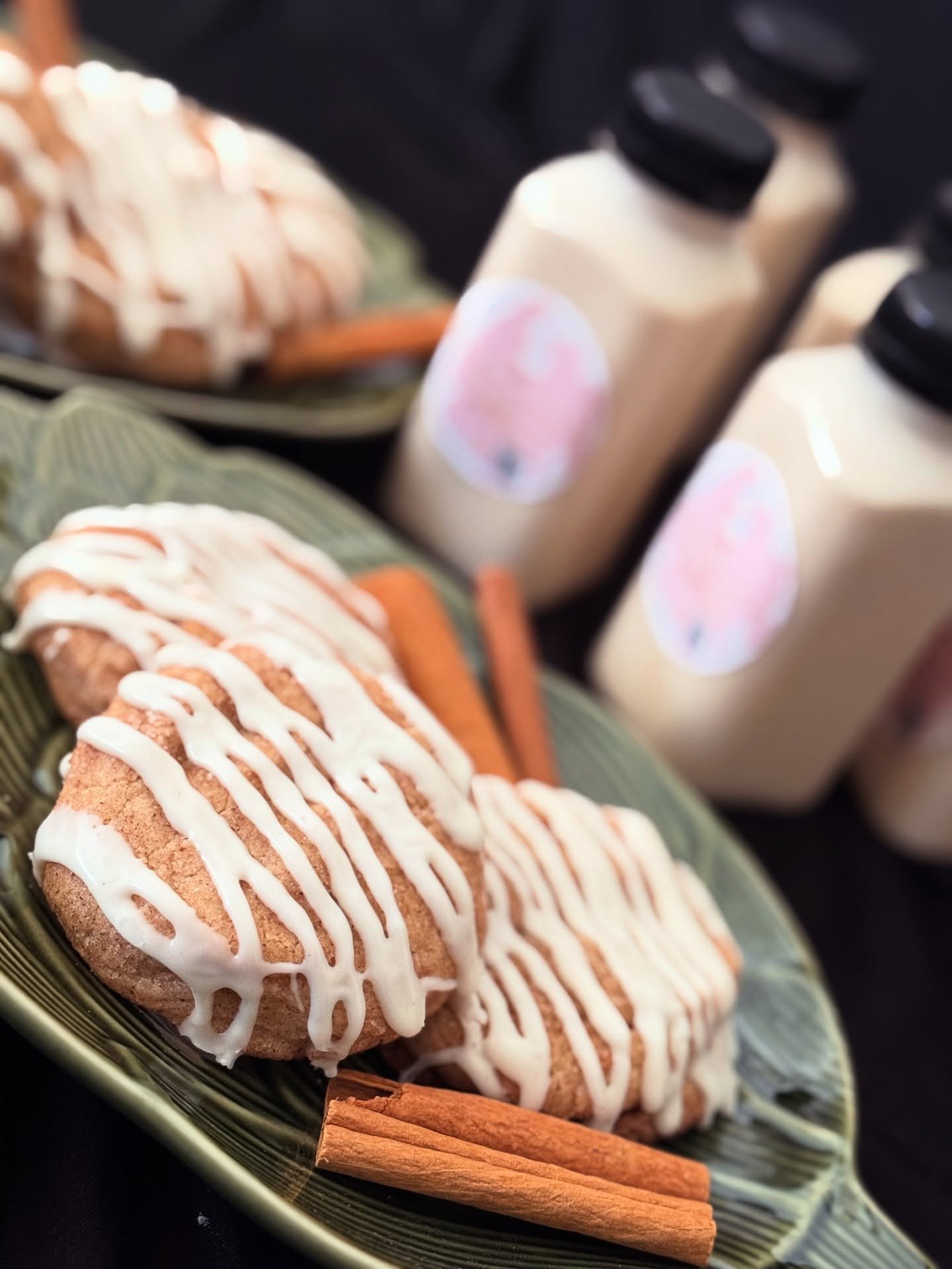 🇵🇷✨ BACK BY VERY Popular Demand ✨🇵🇷
Our Coquito Snickerdoodle Cookie is making its holiday comeback!

A cozy Fall favorite meets a Puerto Rican classic &mdash; made with our homemade coquito 🥥🥃 (aka the &ldquo;Puerto Rican eggnog&rdquo;).
It&rs