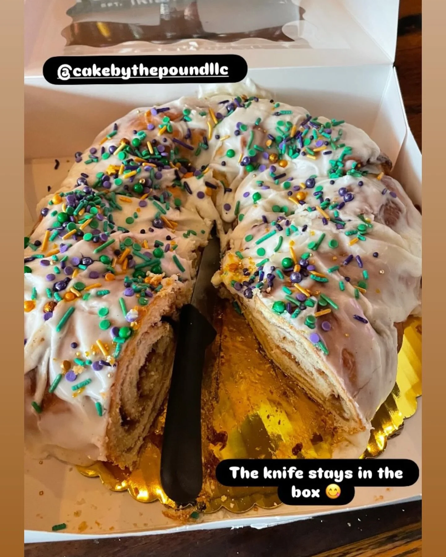 Now THAT&rsquo;S a beautiful king cake AND it tastes like a slice of heaven! 💜💚💛⚜️👑⚜️👑⚜️👑⚜️

I hope y&rsquo;all got your orders in because we are officially sold out of presale king cakes for the 2026 Mardi Gras Season. 

Elisa&rsquo;s Cake by 