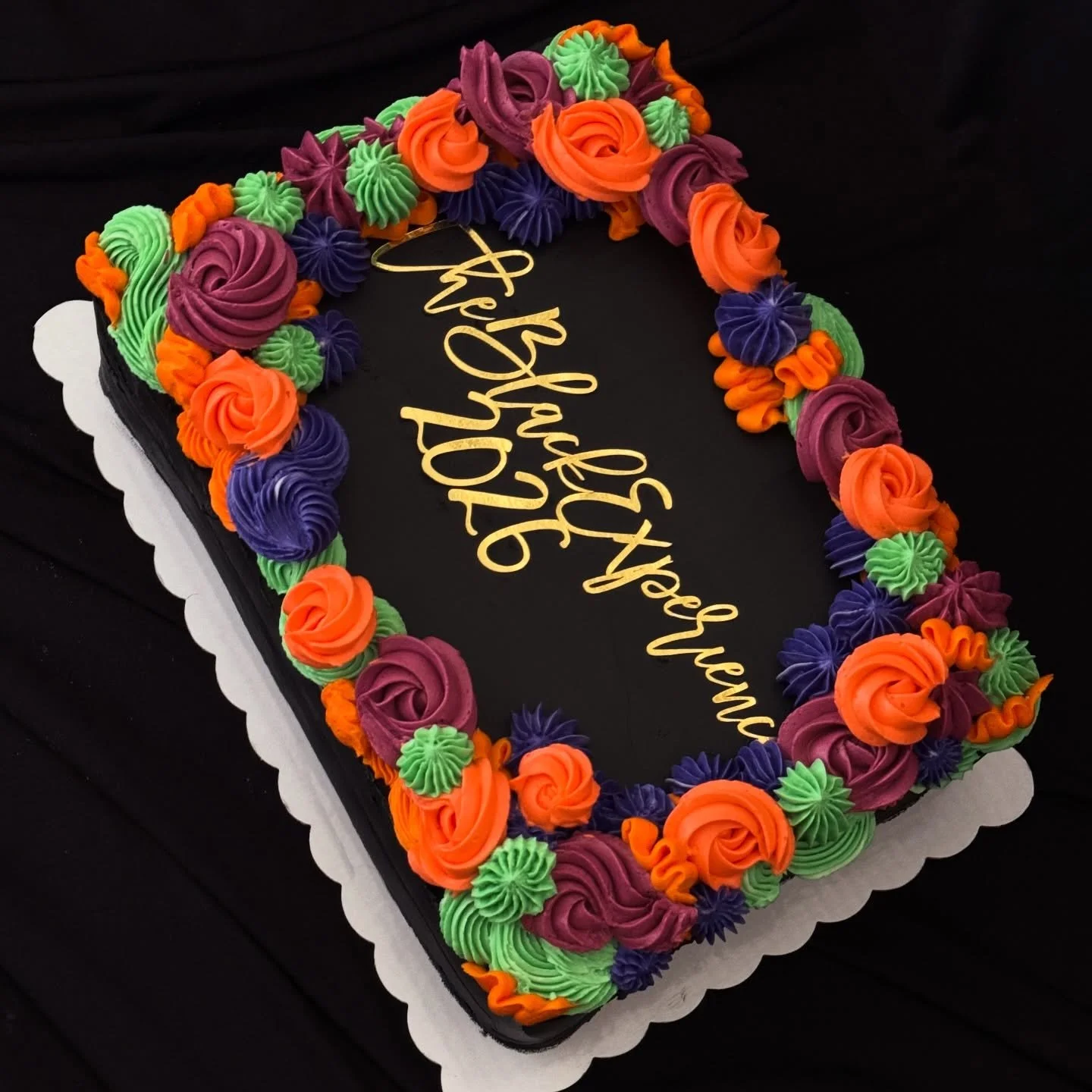 Elisa&rsquo;s Cake by the Pound
Custom Cakes &amp; Dessert Catering
www.elisascakebythepound.com

#CustomCakesChicago #chicagobakery #cakesofinstagram #dessertcatering #CorporateCateringChicago BlackOwnedBakery WomanOwnedBusiness SupportSmallBusiness