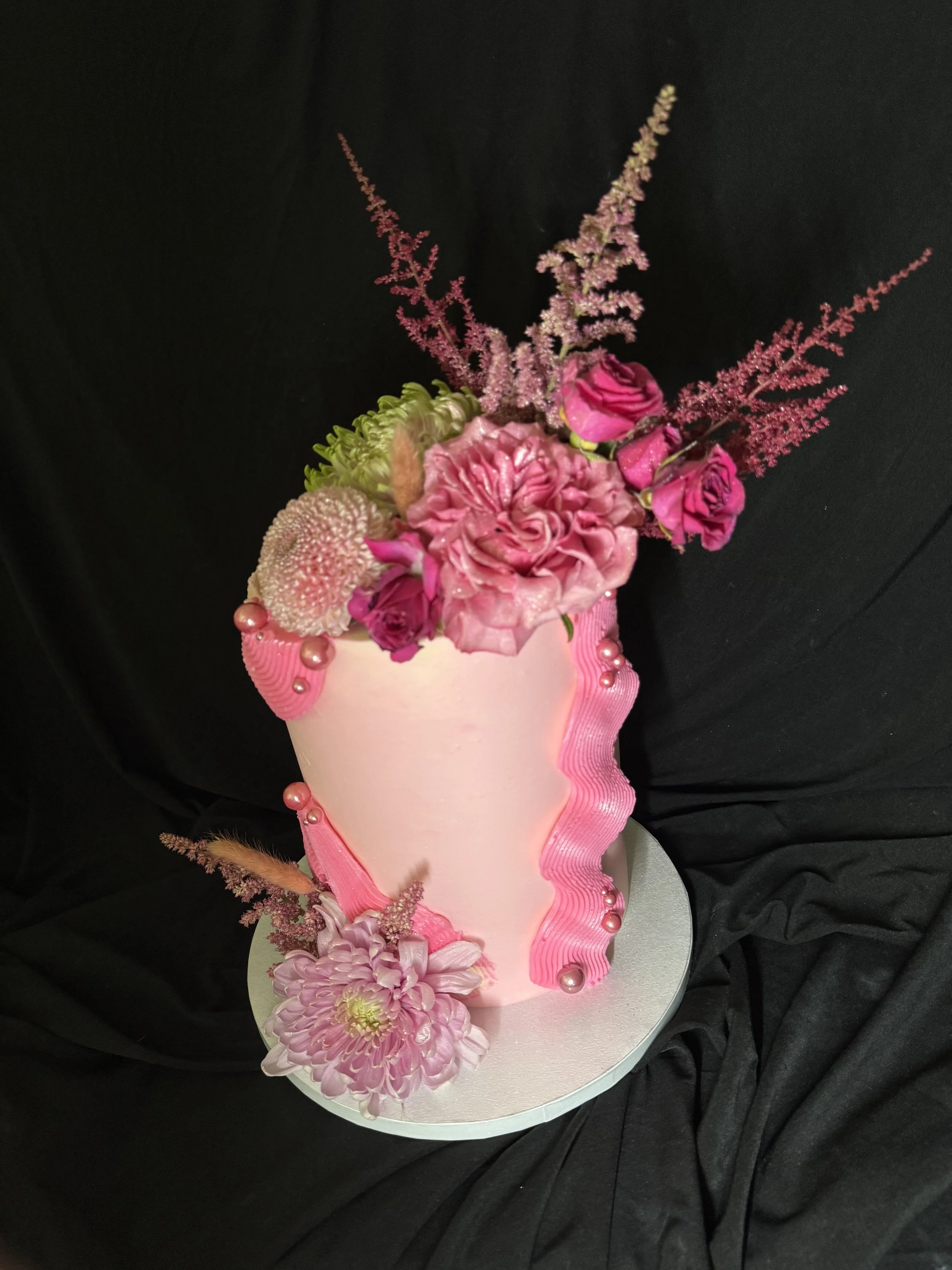 Floral Freestyle Textured Cake – Our Best Seller 🌸