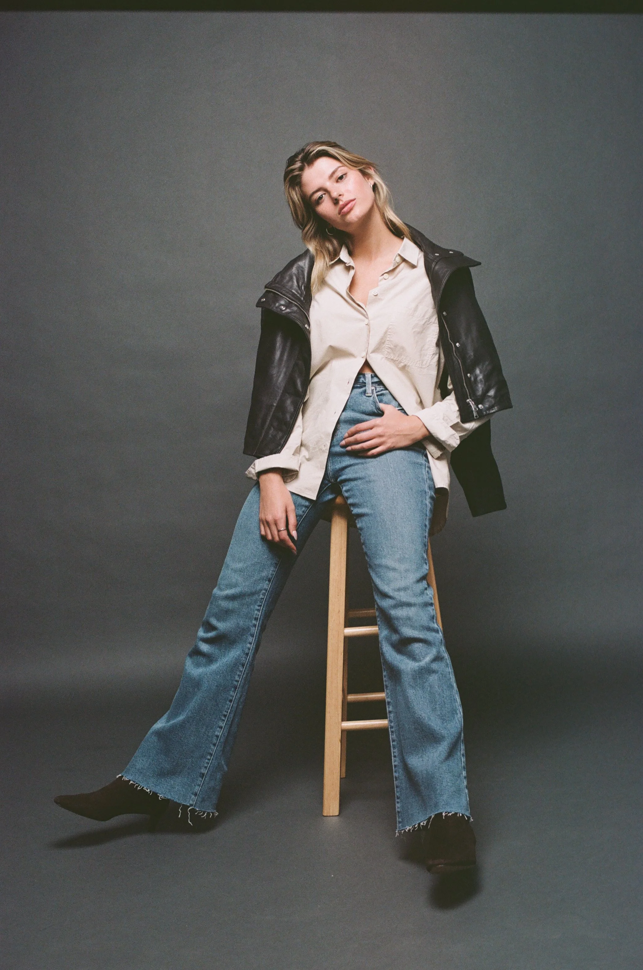 FILM_BP616J_MEDIUM_A7.jpg