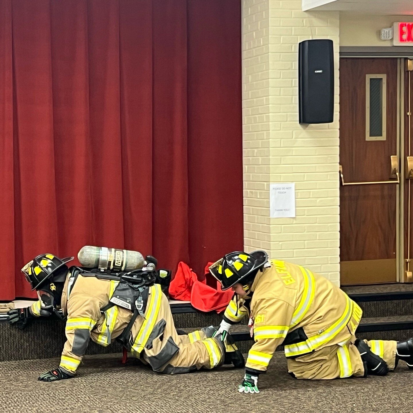 Engine 261 visited Elfinwild Church Preschool yesterday and today to talk with the kids about fire safety. It's always a pleasure to visit with school groups. Feel free to contact us about a visit!