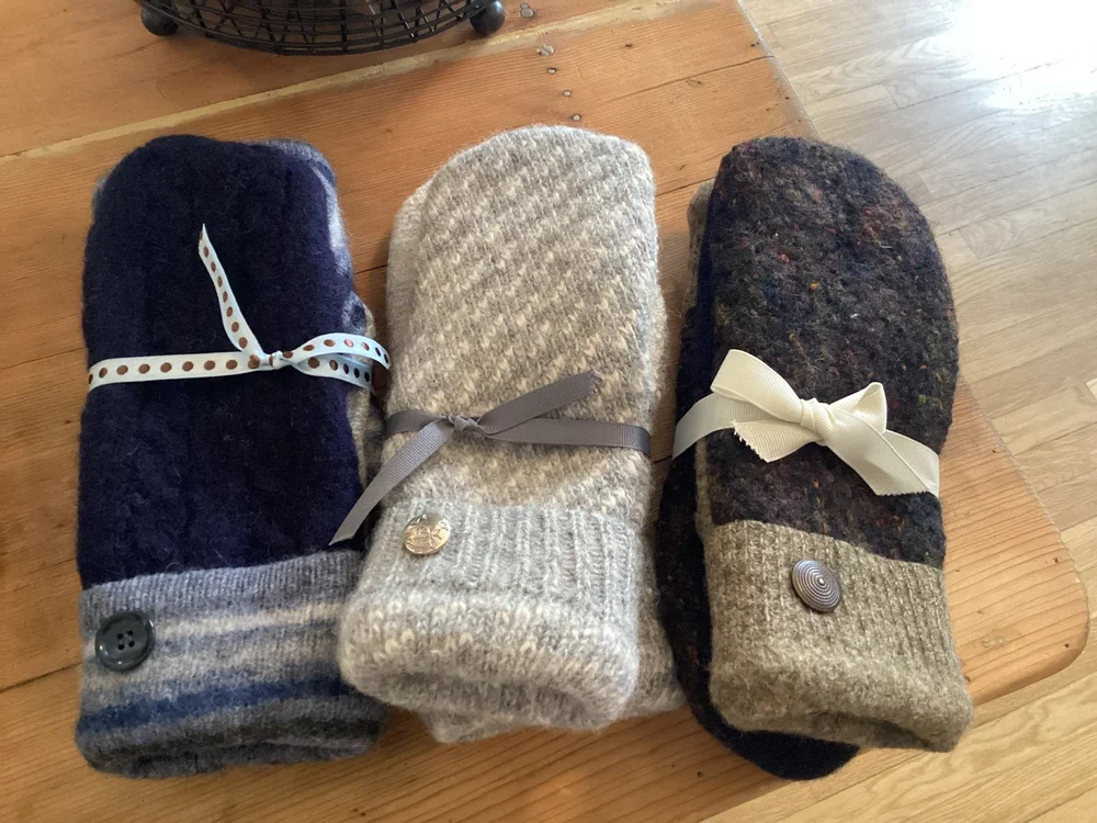 Denside Labadie Mittens