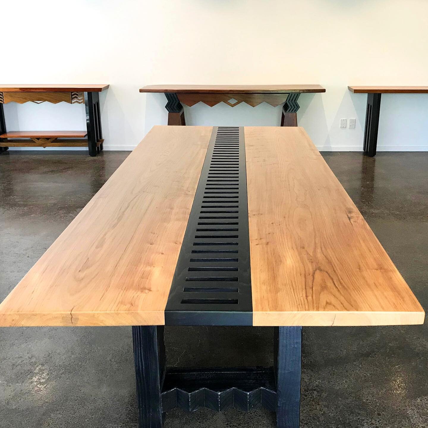 Having a single slab or a few planks of wood not quite wide or long enough for a piece of furniture is an obstacle Brendon crosses with clients from time to time.
Here is an example where we have two fabulous planks of Napier elm that alone were not