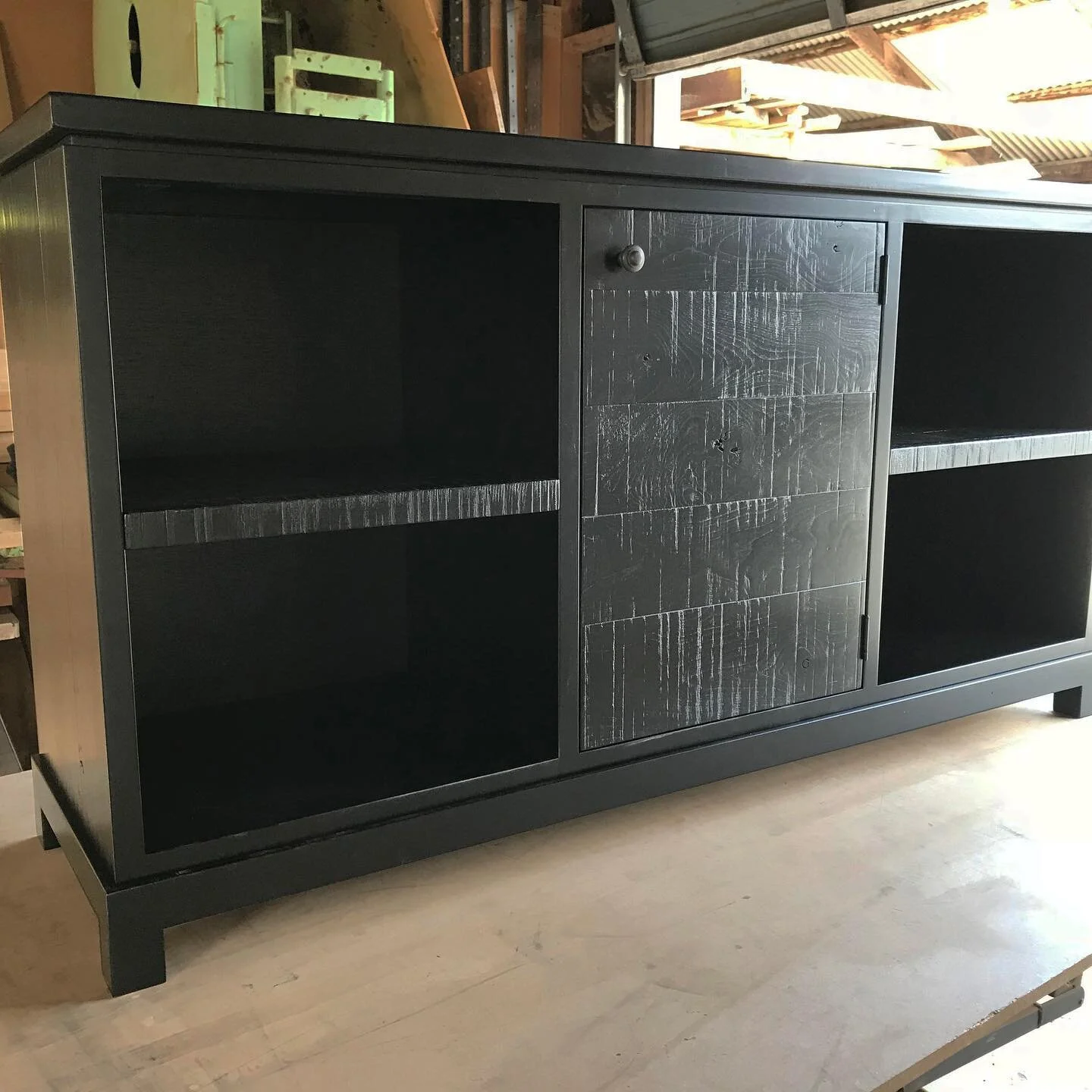 Working with interior designers is a delight.
Two creative minds coming together to craft exquisite bespoke furniture.
Taking the basic idea of a storage unit with shelves, putting it through a contemporary filter and then adding a Japanese influen