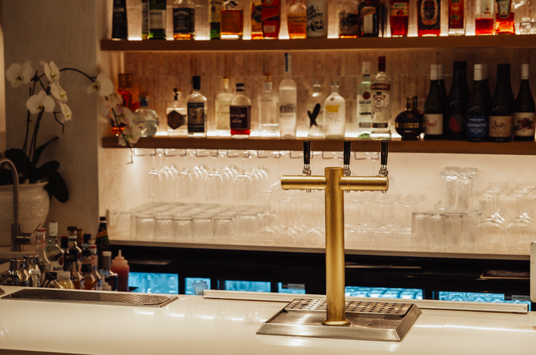 Jack Gray Bar