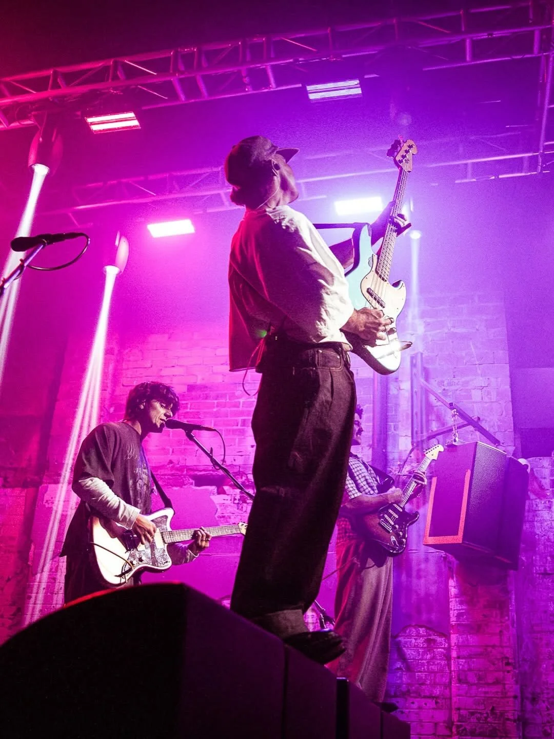 THIS SUNDAY 💥 @cheekyleashband hit our pub for the final stop of their tour with @grxcetheband ❤️&zwj;🔥

Cold beers, live tunes, free entry, and a packed deck waiting for ya. Does Sunday get any better? 🍻 Grab a feed, settle in on the deck and let