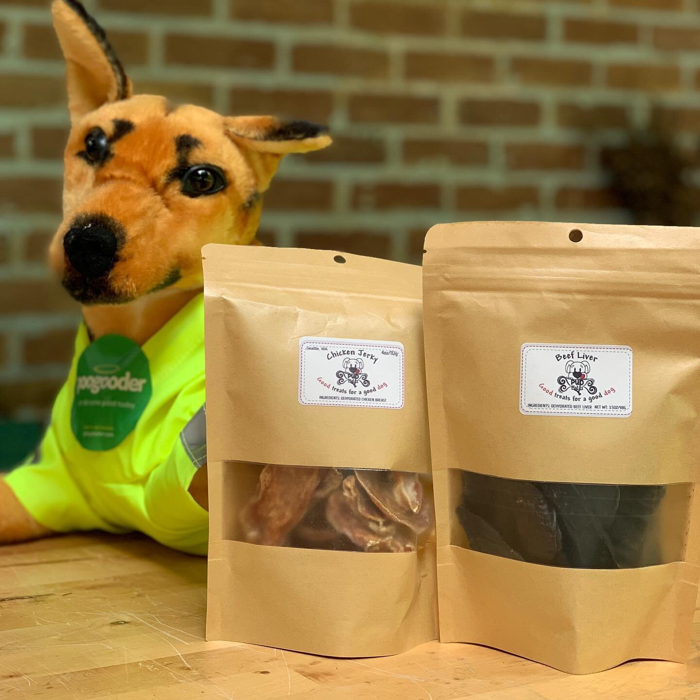 Thank you @pupplates for the yummy dog treats for Zero Poo Challenge winners! All-natural, West Seattle made goodness, all around! 
#poogooder #zeropoo #poopsa #pupplates #westseattledog #westseattledogs #westseattlejunction #westseattlelife #westsea
