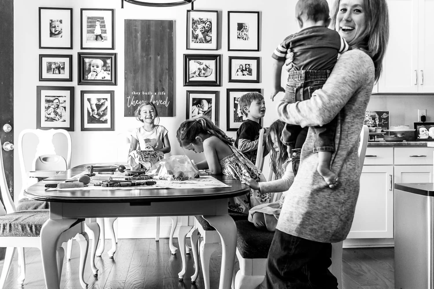 in-home-family-photographer-10.jpg