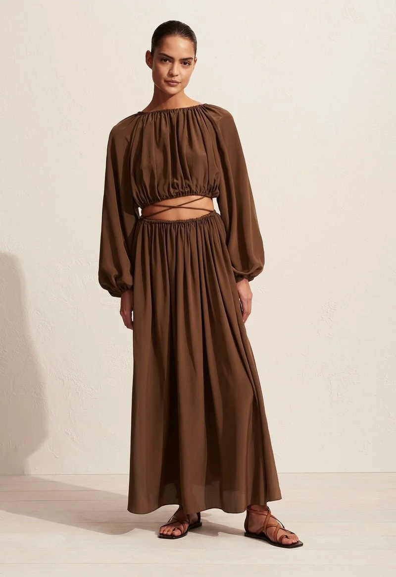 Voluminous-Croppped-Blouse-Drawcoord-Split-Skirt_Pecan_5_26d0d60c-2647-4e6e-929a-6745da2a2ad3_800x.jpg