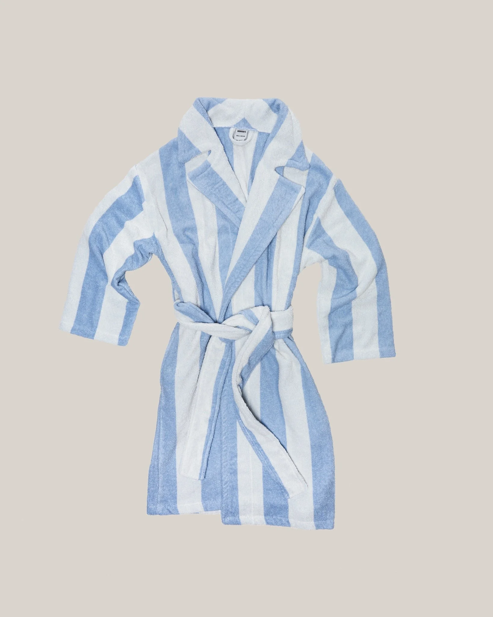 RESORTSTRIPESHOMMEYECOMMFLATLAY_1.jpg