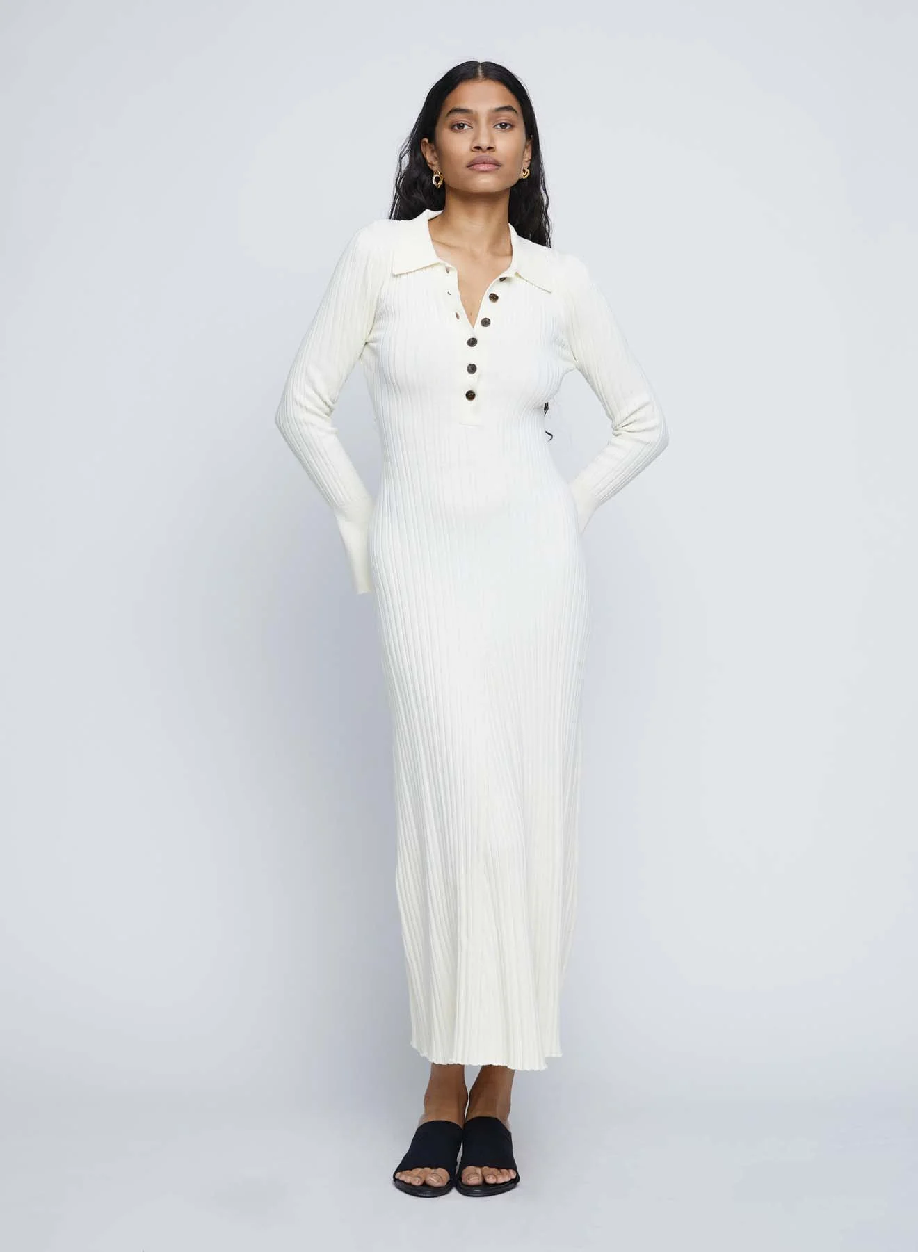anna-quan-jody-dress-silence-1.jpg
